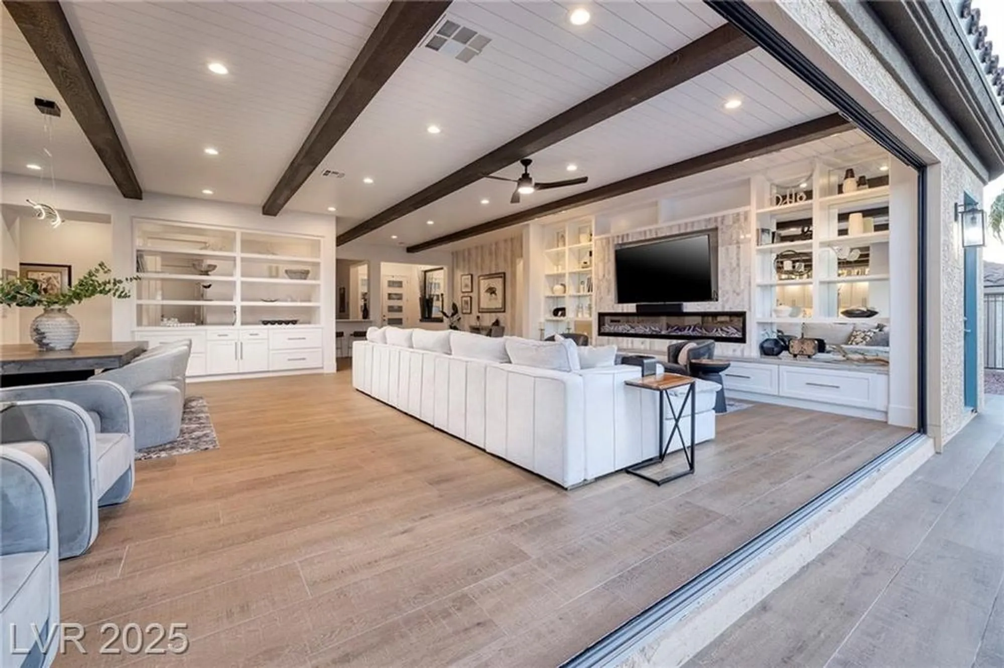 Property Slideshow image 14 of 48 | 2840 foxtail creek ave, Henderson, NV, 89052