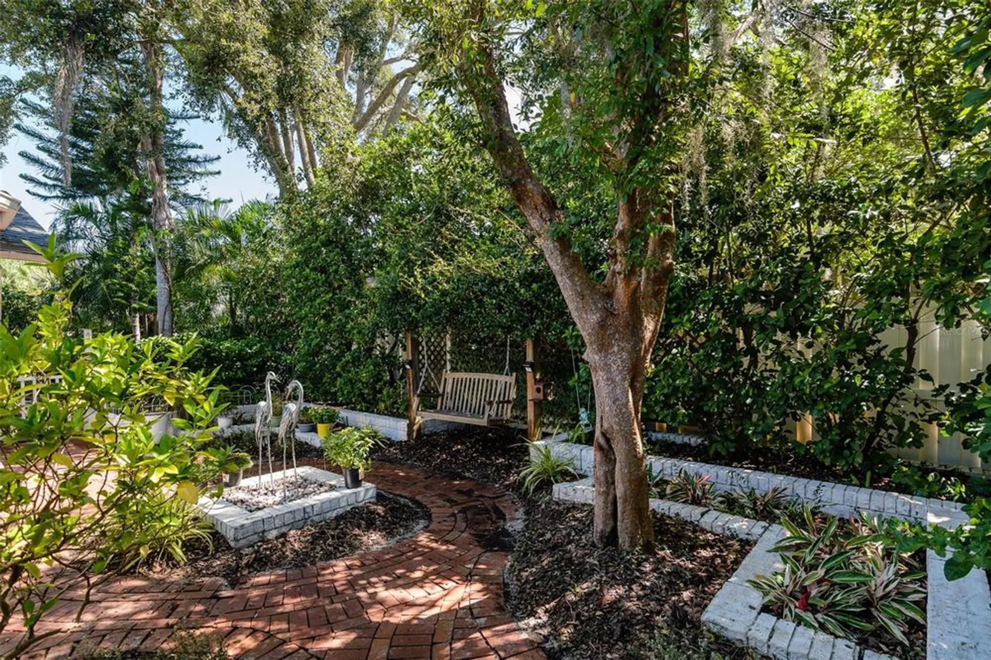 Property Slideshow image 32 of 56 | 1137 lanyard st, Palm Harbor, FL, 34685