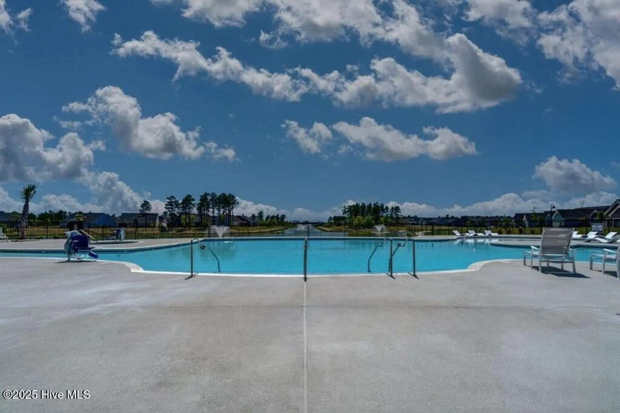 Property Slideshow image 60 of 64 | 521 lyrebird ave, Wilmington, NC, 28412