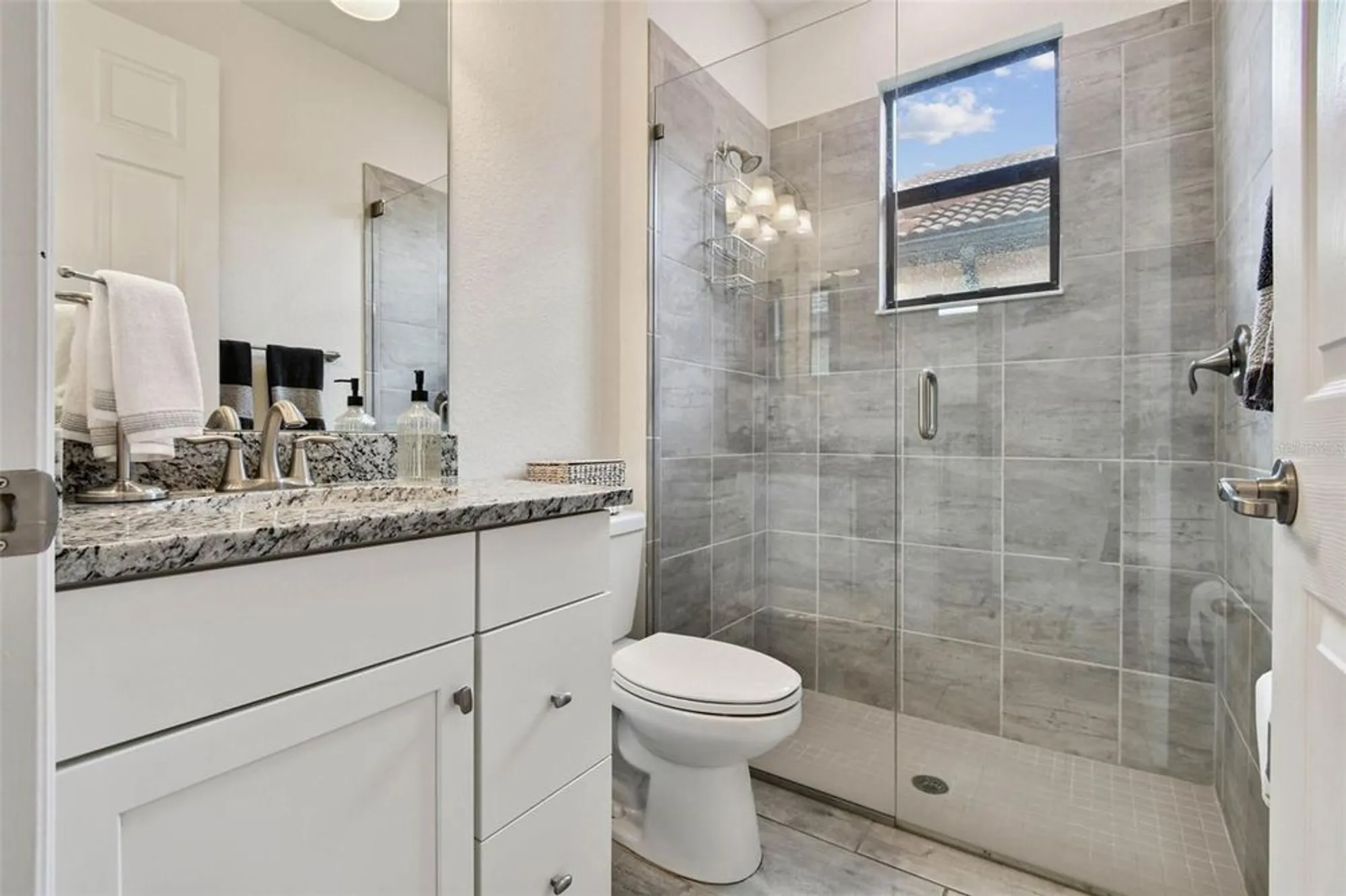 Property Slideshow image 28 of 51 | 24253 gallberry dr, Venice, FL, 34293