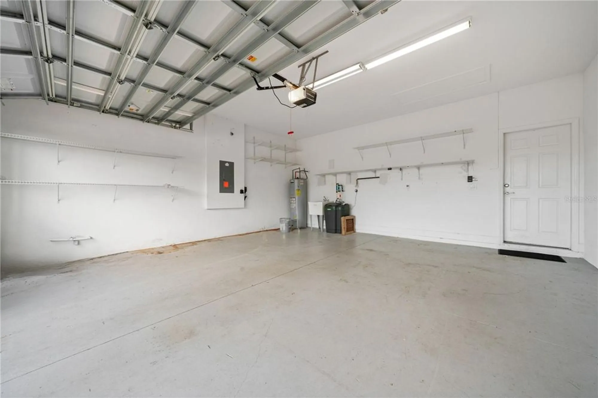 Property Slideshow image 47 of 57 | 802 chipper dr, Sun City Center, FL, 33573