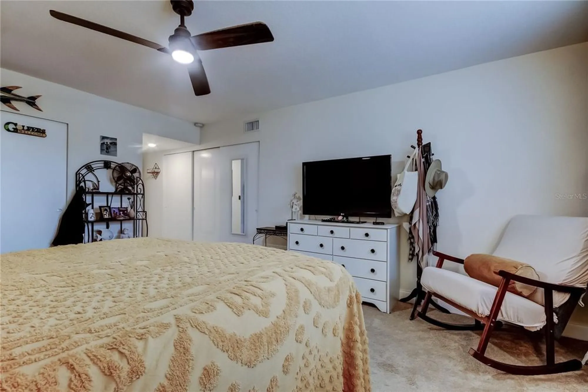 Property Slideshow image 35 of 66 | 2170 americus blvd 64, Clearwater, FL, 33763