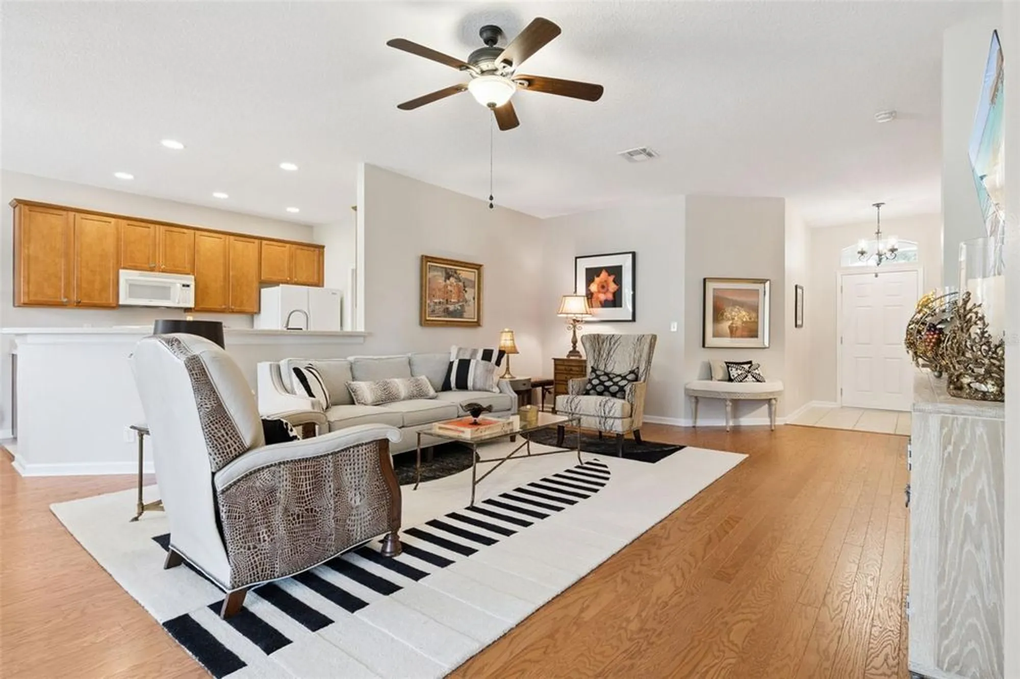 Property Slideshow image 5 of 48 | 513 heron point way, Deland, FL, 32724