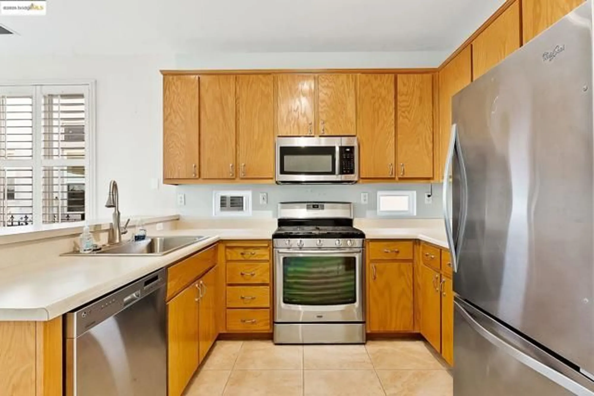 Property Slideshow image 9 of 50 | 1481 bismarck ln, Brentwood, CA, 94513