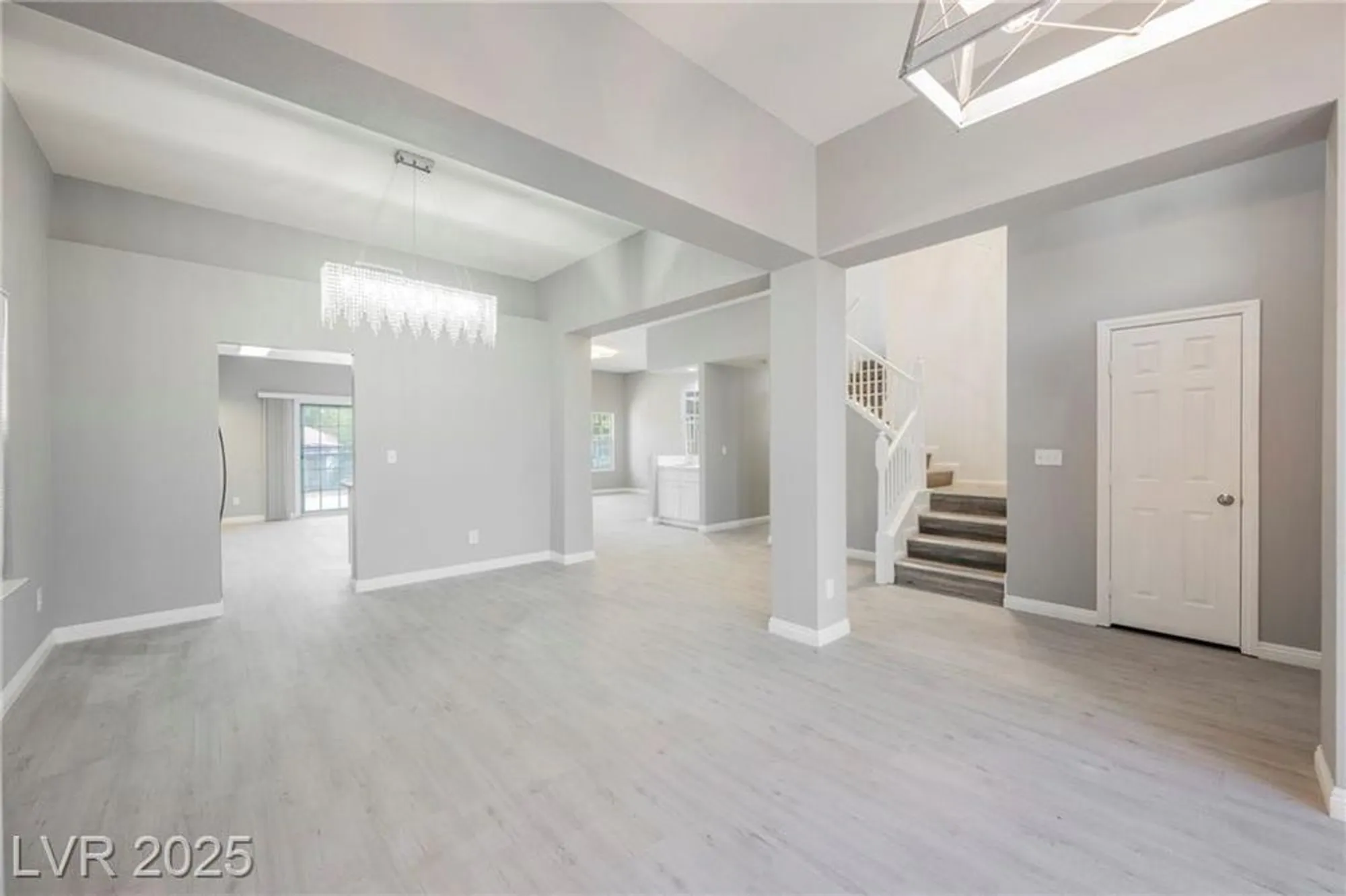 Property Slideshow image 20 of 66 | 5133 burr oak dr, Las Vegas, NV, 89130