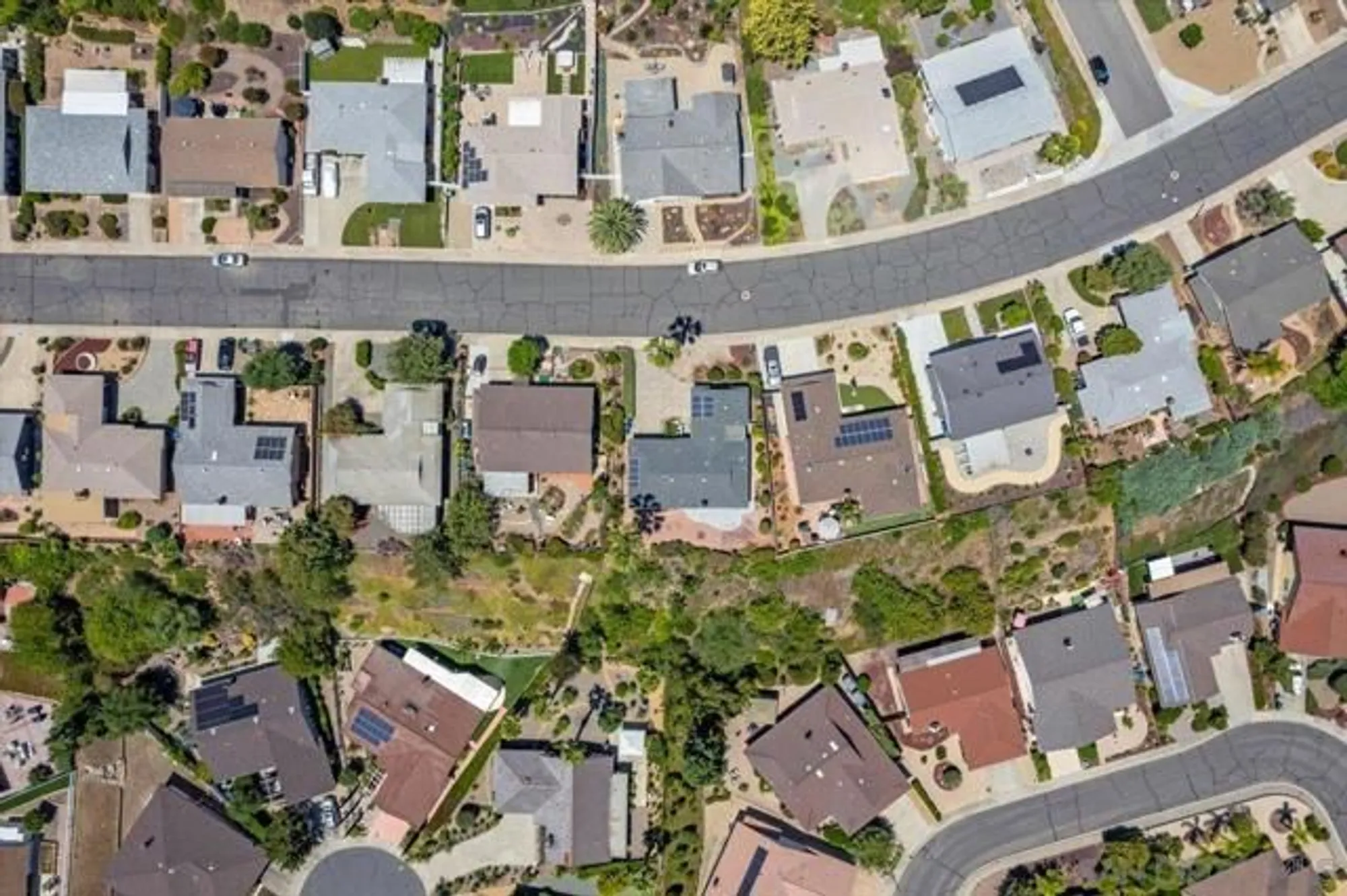 Property Slideshow image 31 of 36 | 16413 roca dr, San Diego, CA, 92128