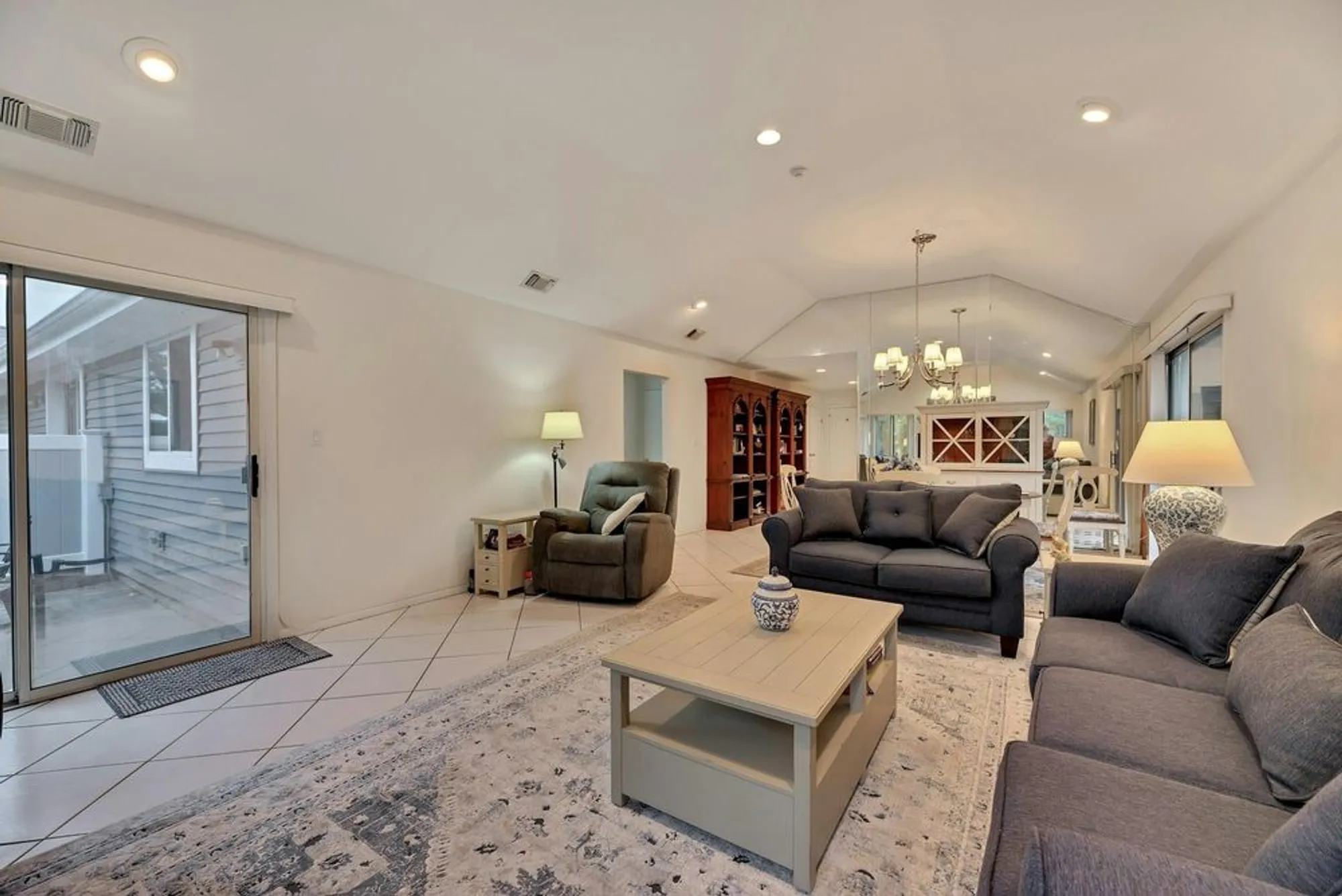 Property Slideshow image 6 of 30 | 279 dockside ct, Moriches, NY, 11955