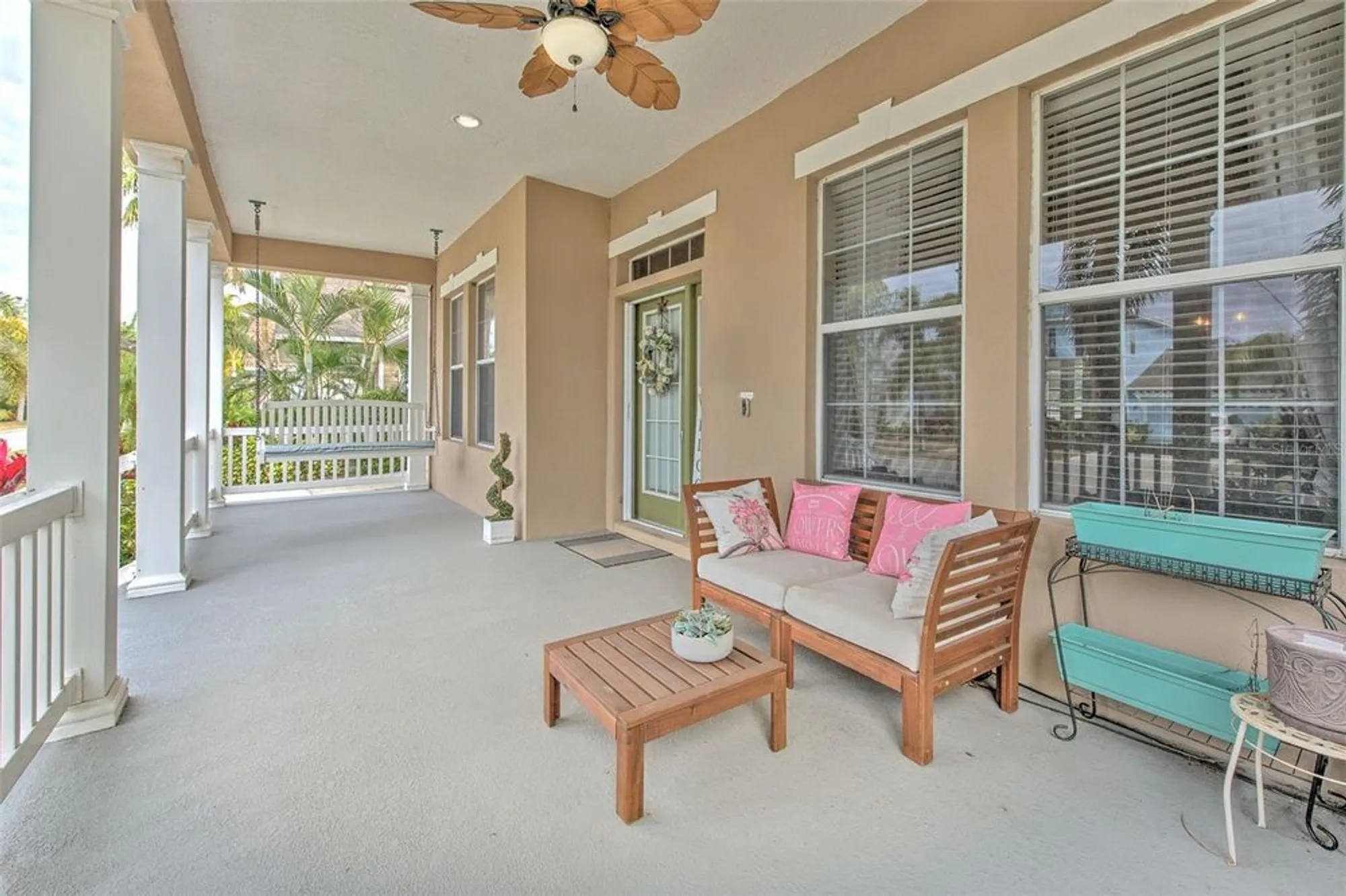 Property Slideshow image 10 of 69 | 406 manns harbor dr, Apollo Beach, FL, 33572