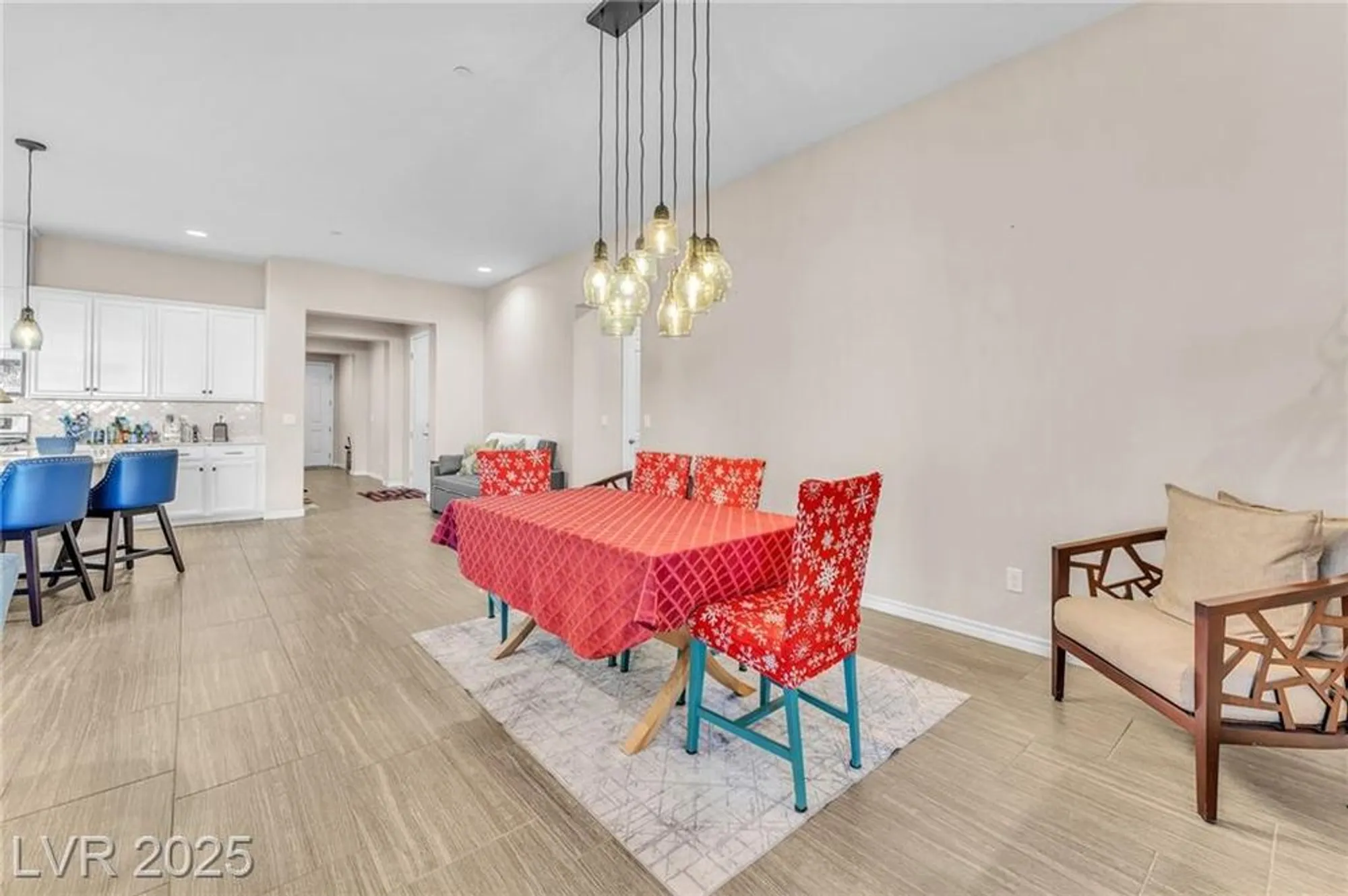 Property Slideshow image 12 of 49 | 755 merry maple st, Henderson, NV, 89011