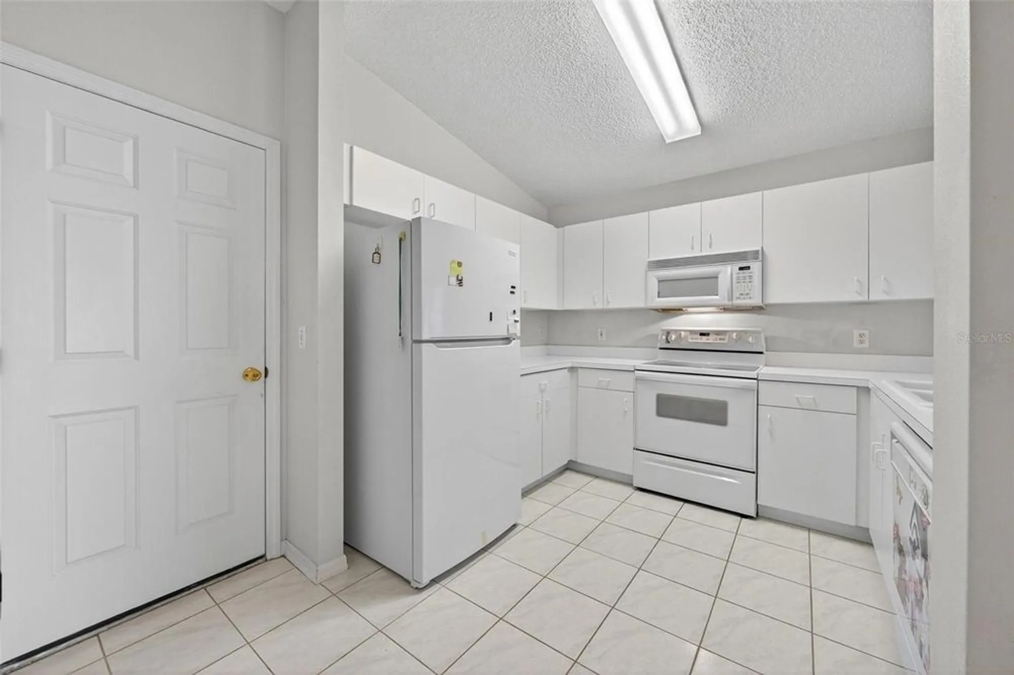 Property Slideshow image 9 of 63 | 4217 chamberlain way, Clermont, FL, 34711