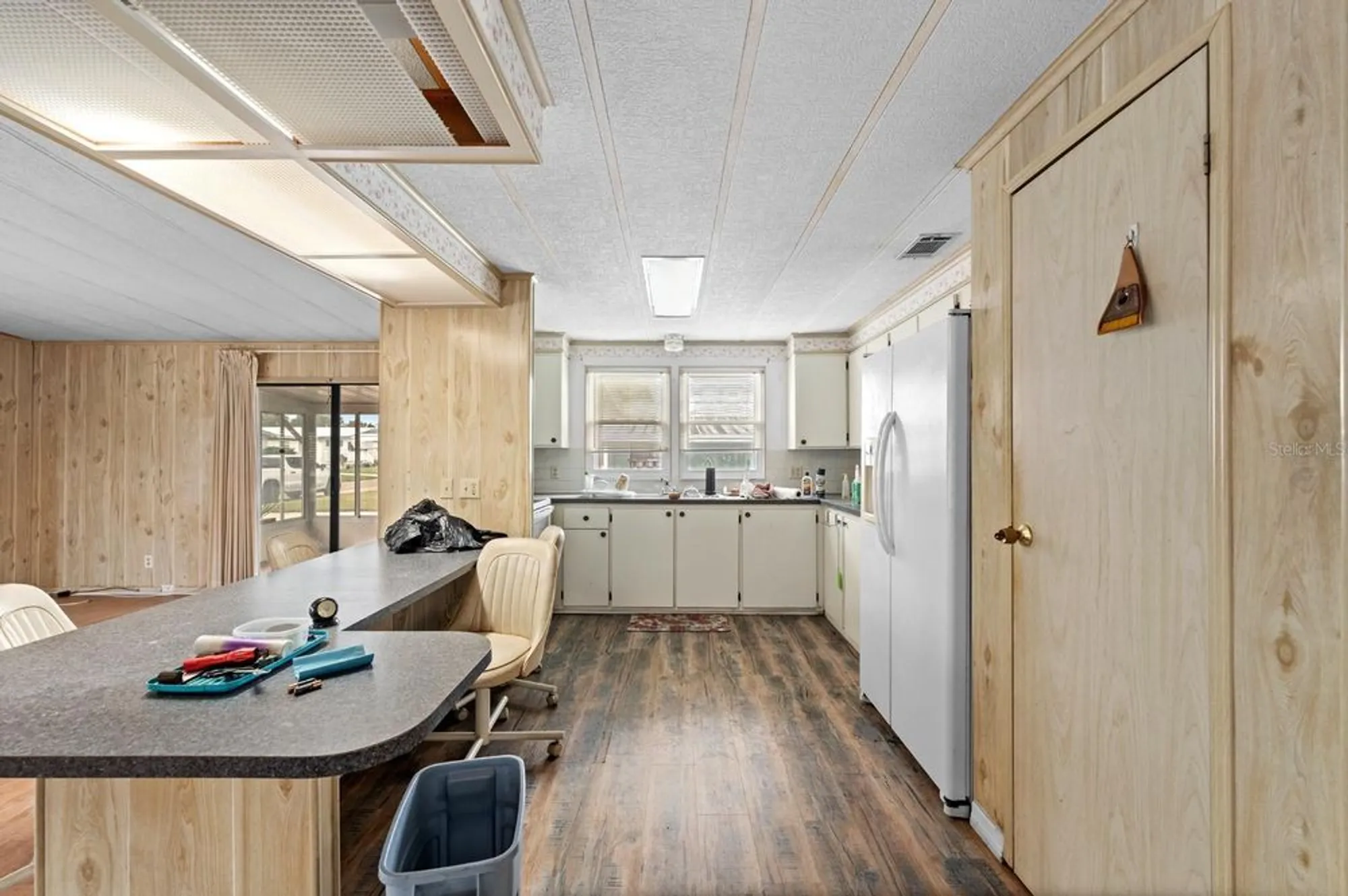 Property Slideshow image 7 of 28 | 5082 fox cliff dr, Lakeland, FL, 33810