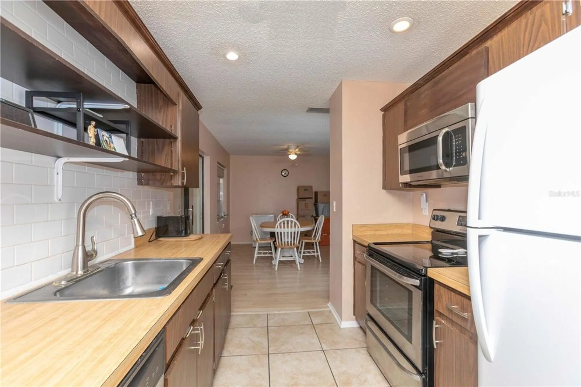 Property Slideshow image 13 of 21 | 10610 mosquero dr, Port Richey, FL, 34668