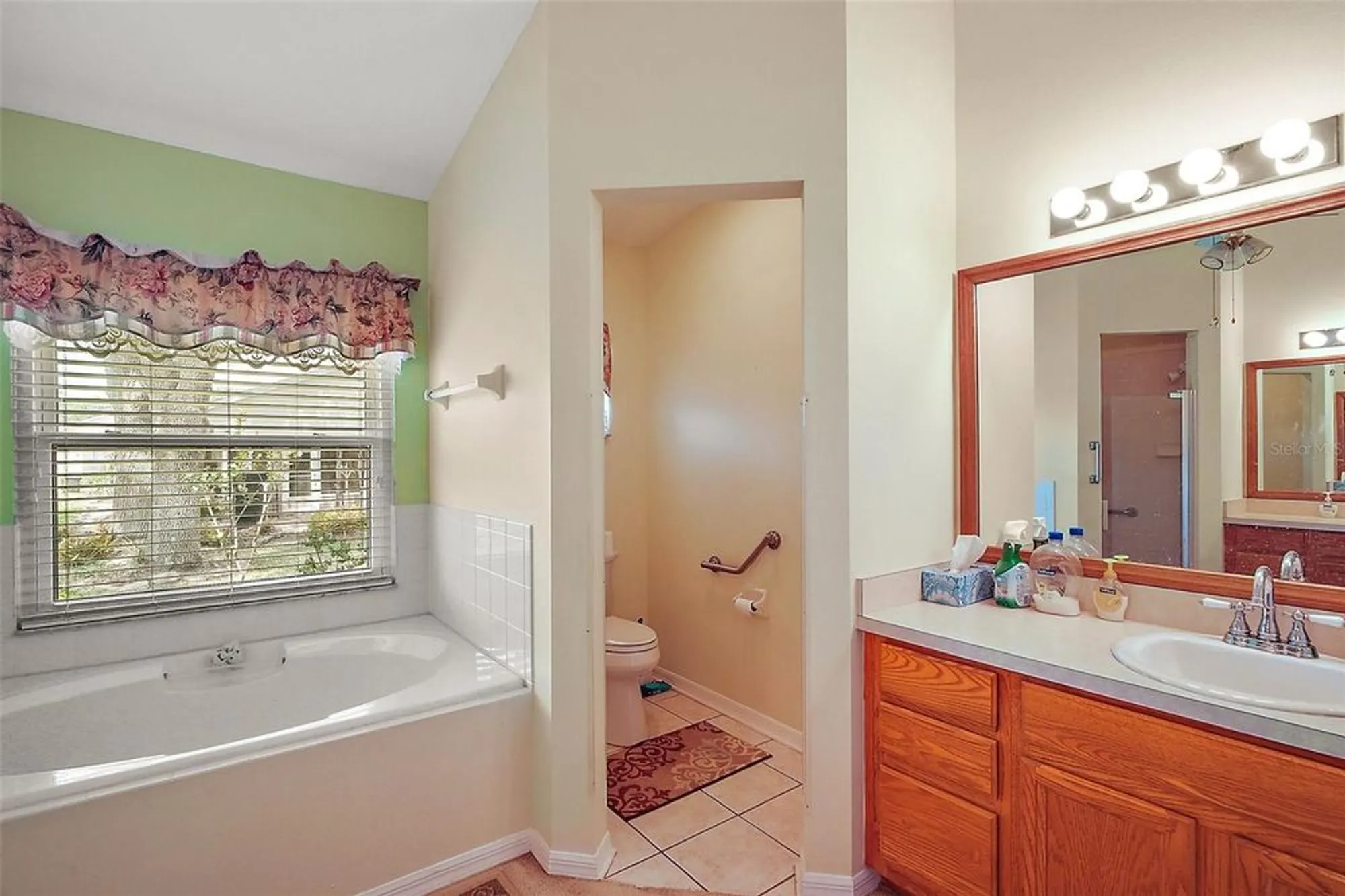 Property Slideshow image 33 of 36 | 25333 river crest dr, Leesburg, FL, 34748