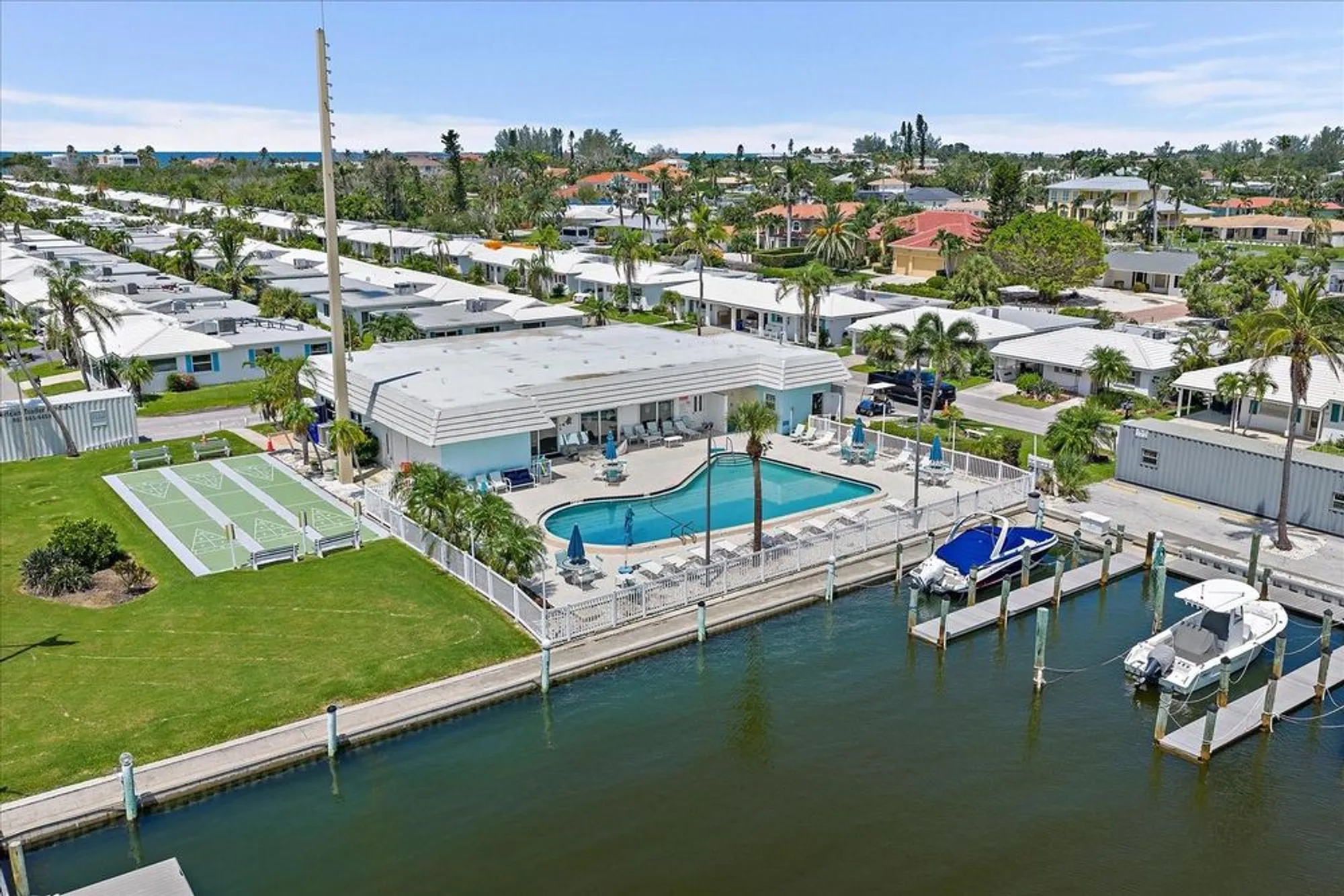 Property Slideshow image 30 of 34 | 669 spanish dr n # 21, Longboat Key, FL, 34228