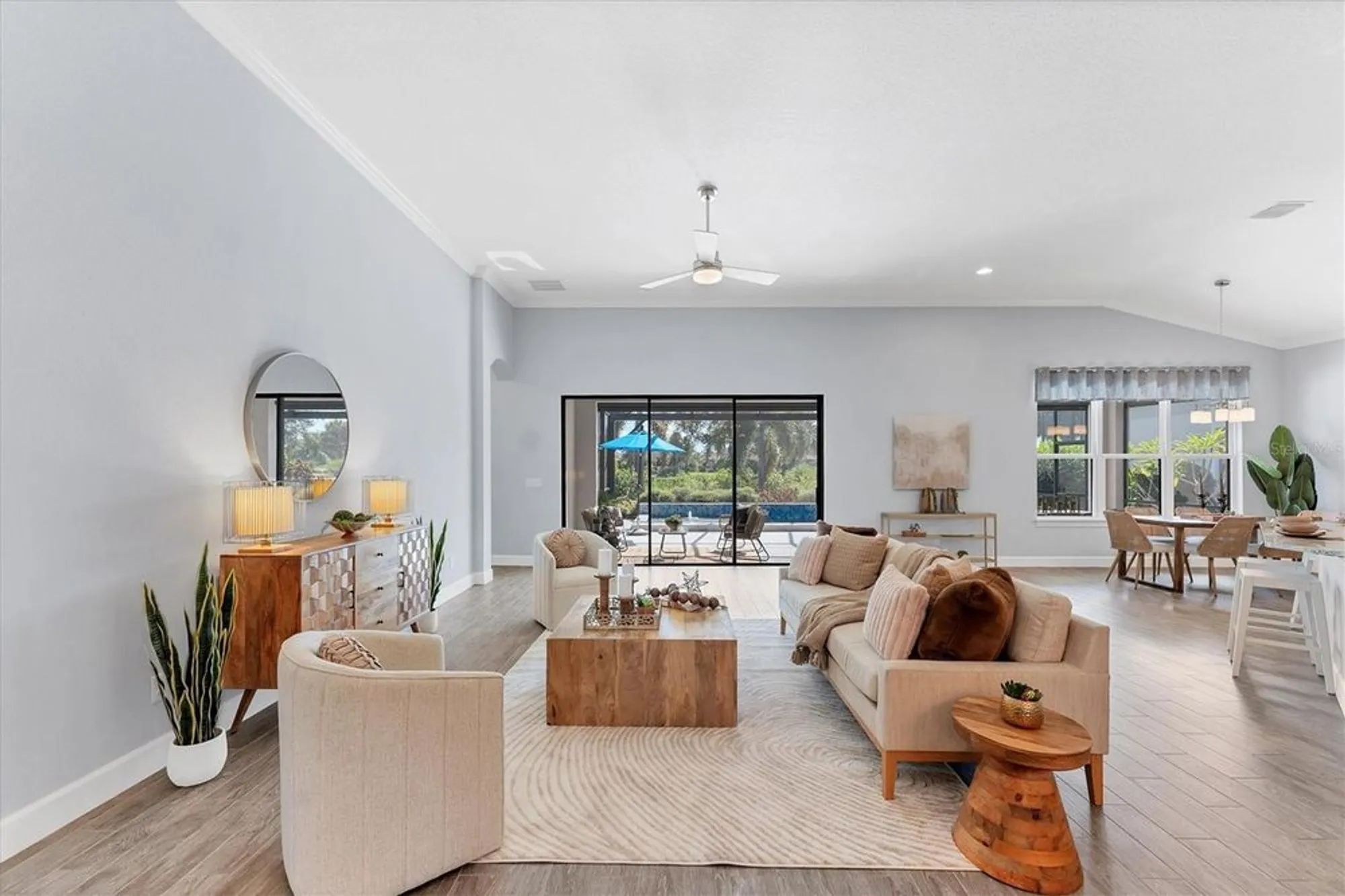 Property Slideshow image 13 of 85 | 13046 sorrento way, Bradenton, FL, 34211