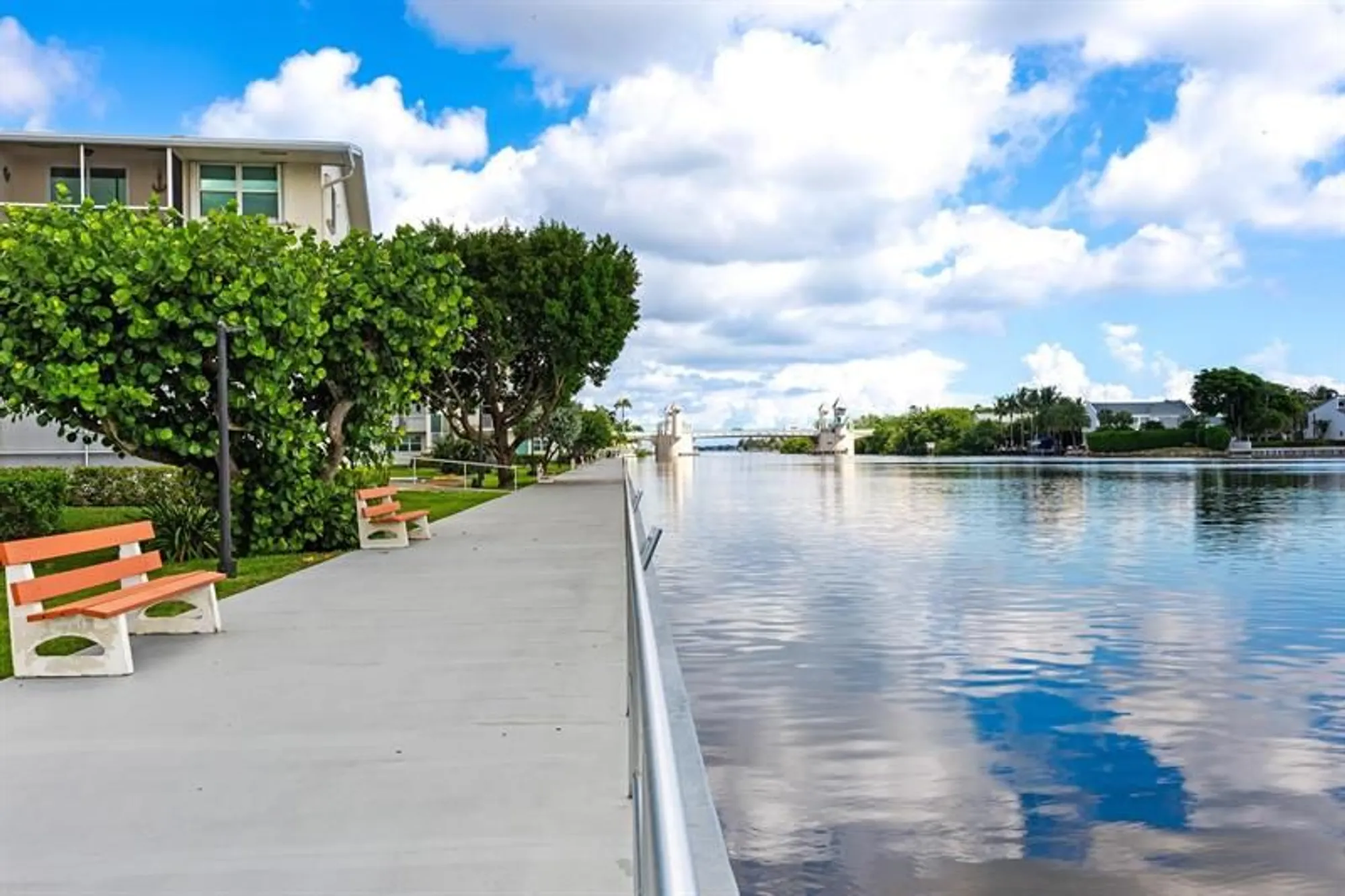 Property Slideshow image 27 of 38 | 480 horizons 207, Boynton Beach, FL, 33435