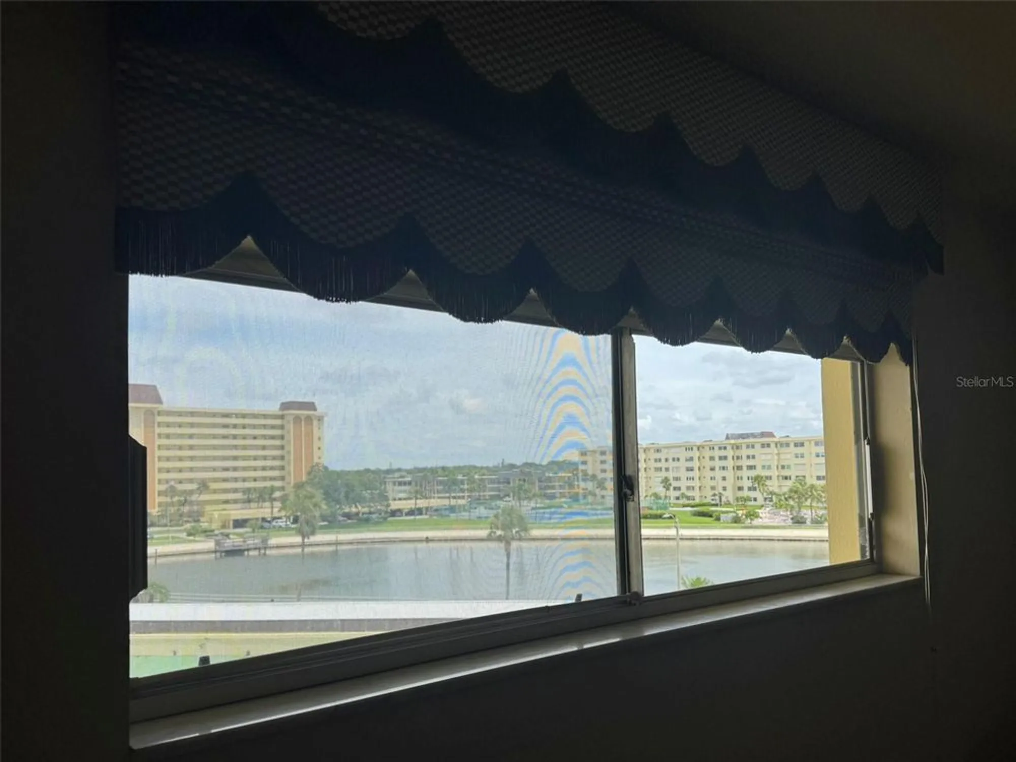 Property Slideshow image 16 of 51 | 4775 cove cir apt 403, St Petersburg, FL, 33708
