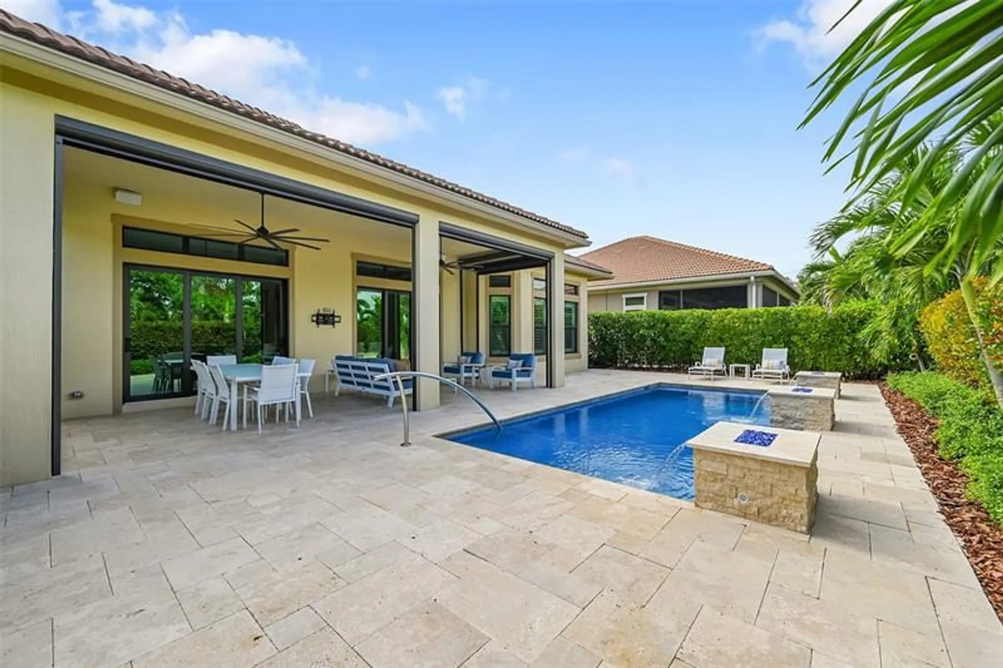 Property Slideshow image 20 of 28 | 9375 cantal cir, Parkland, FL, 33076