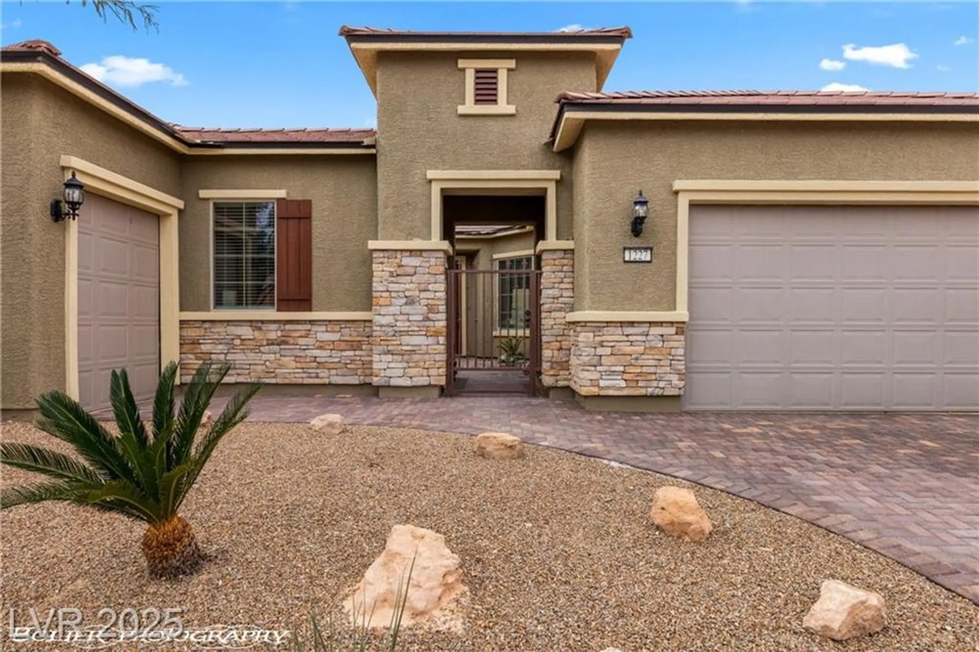 Property Slideshow image 14 of 72 | 1227 dome peak cir, Mesquite, NV, 89034