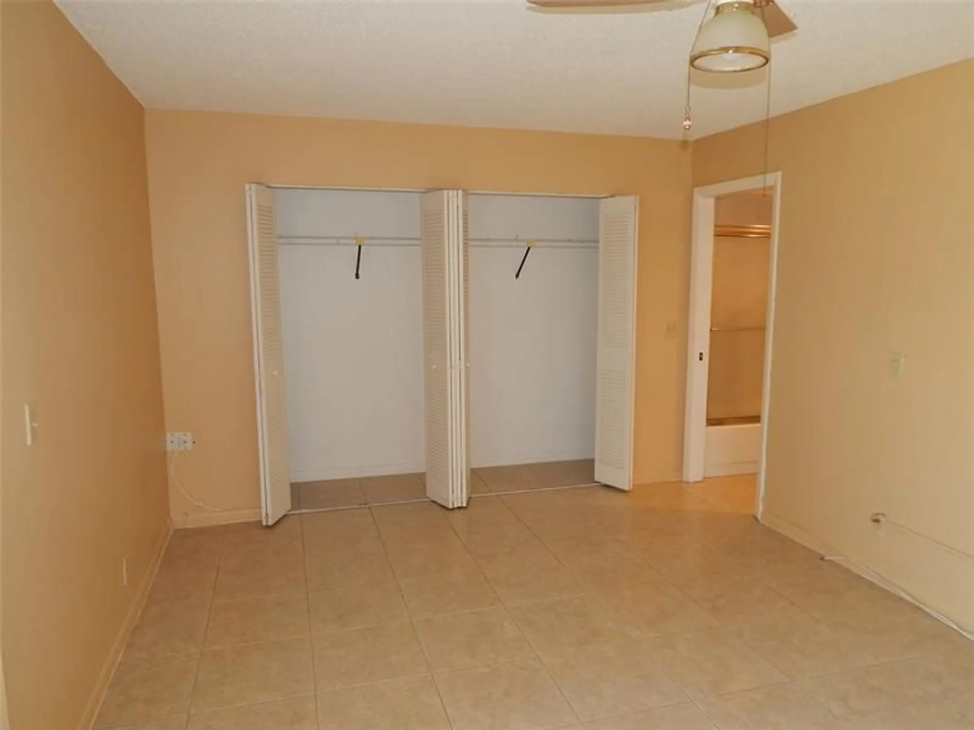 Property Slideshow image 16 of 50 | 393 capri i # 393, Delray Beach, FL, 33484