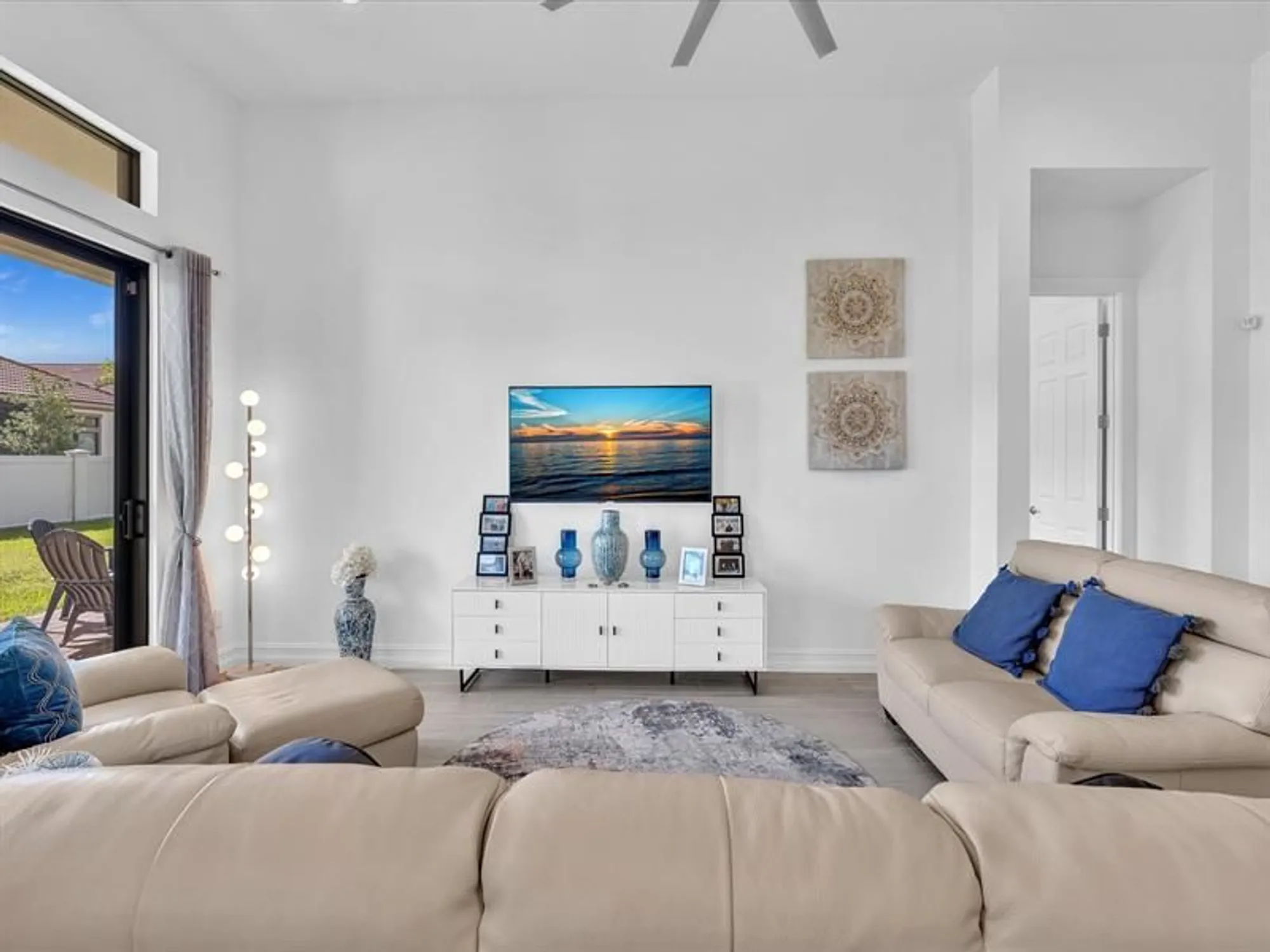 Property Slideshow image 34 of 98 | 8928 bastille cir e, Parkland, FL, 33076