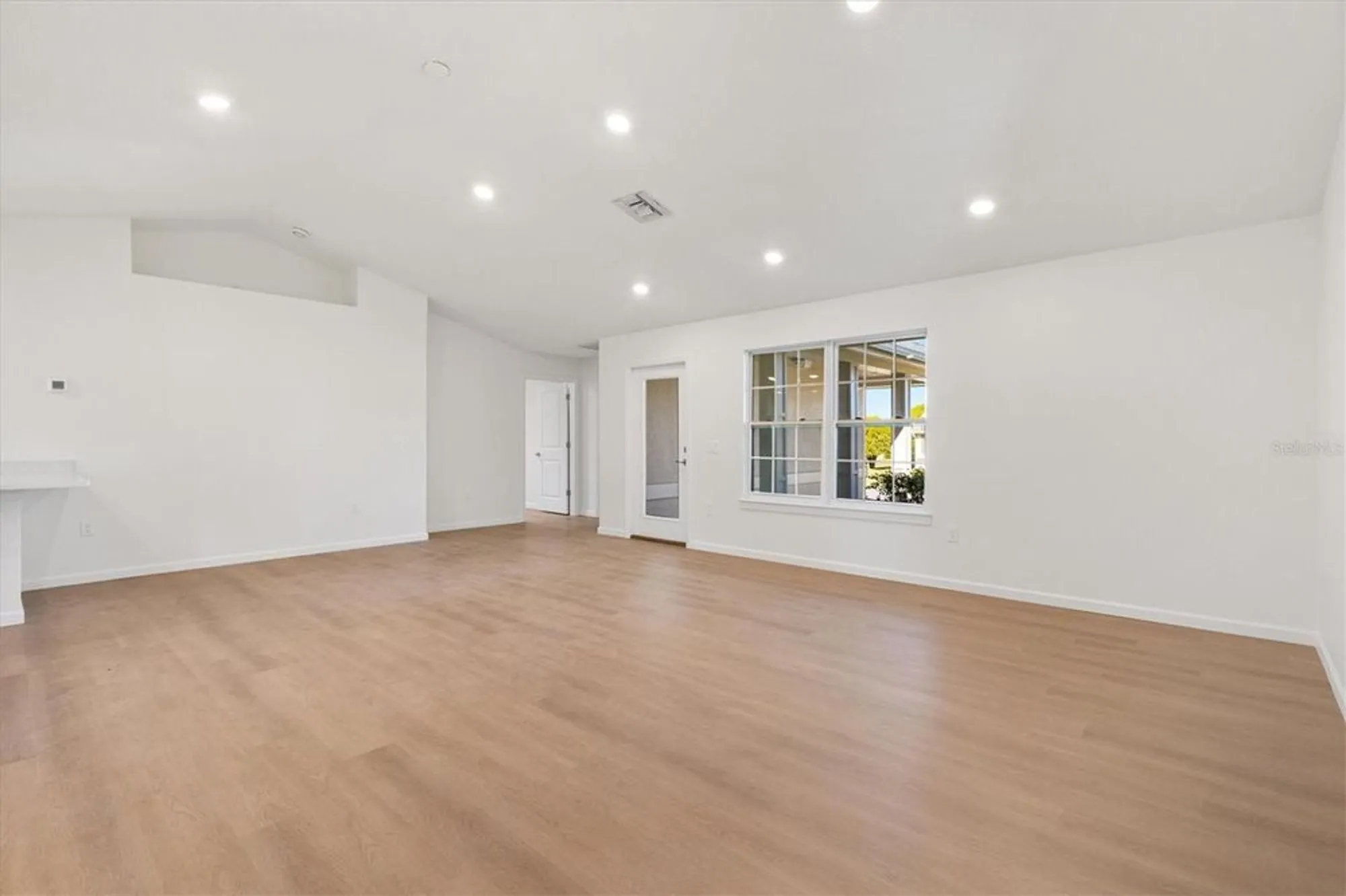 Property Slideshow image 8 of 39 | 11041 se 174th loop, Summerfield, FL, 34491