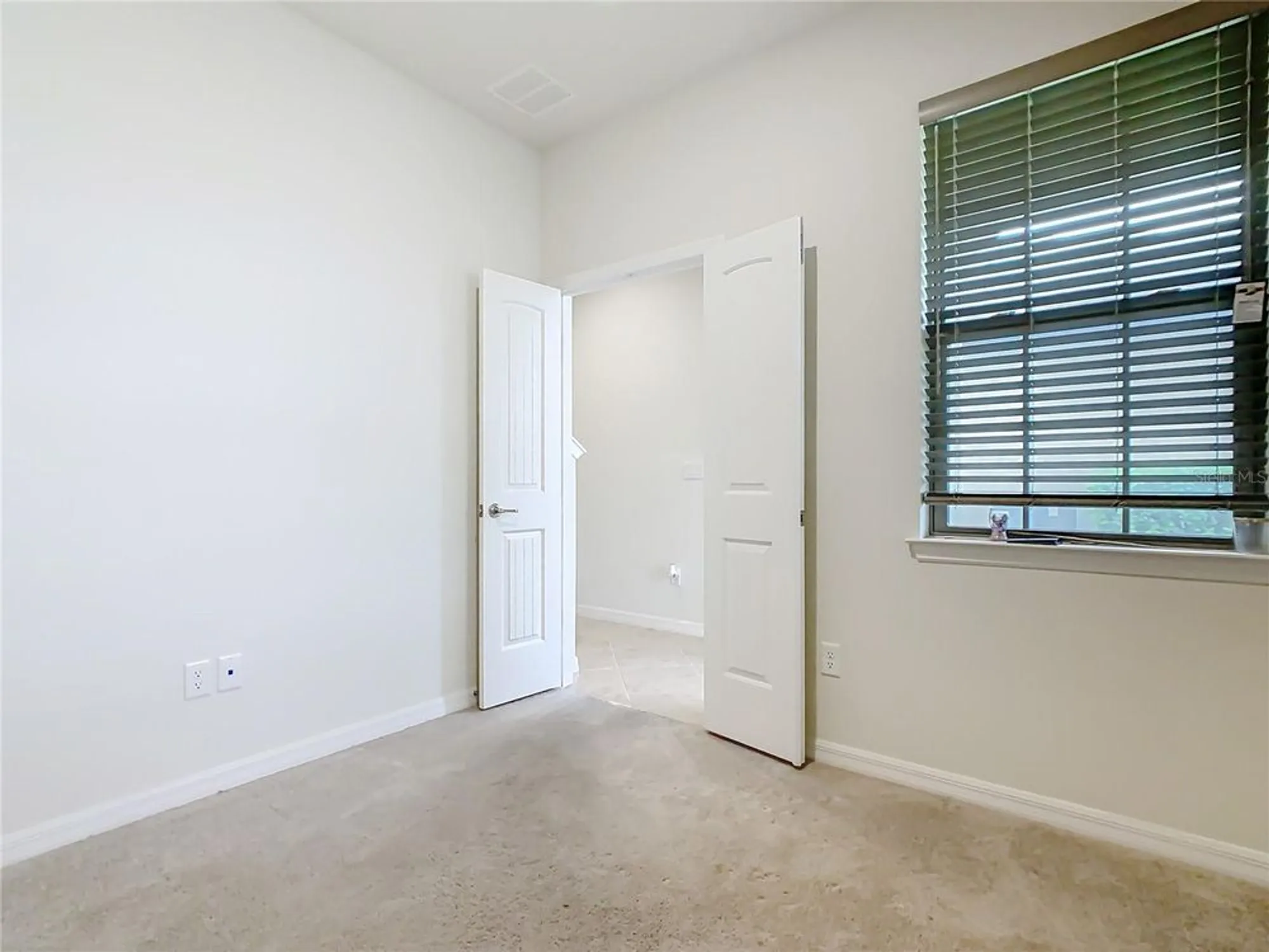 Property Slideshow image 18 of 60 | 210 tomelloso way, Davenport, FL, 33837