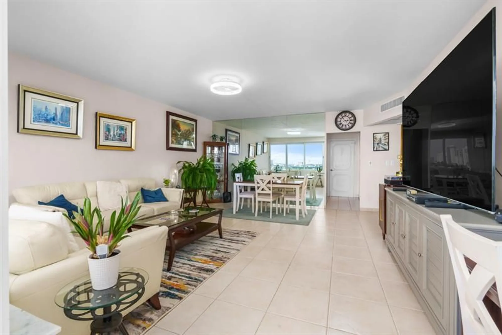 Property Slideshow image 2 of 48 | 3233 ne 34th st apt 1207, Fort Lauderdale, FL, 33308