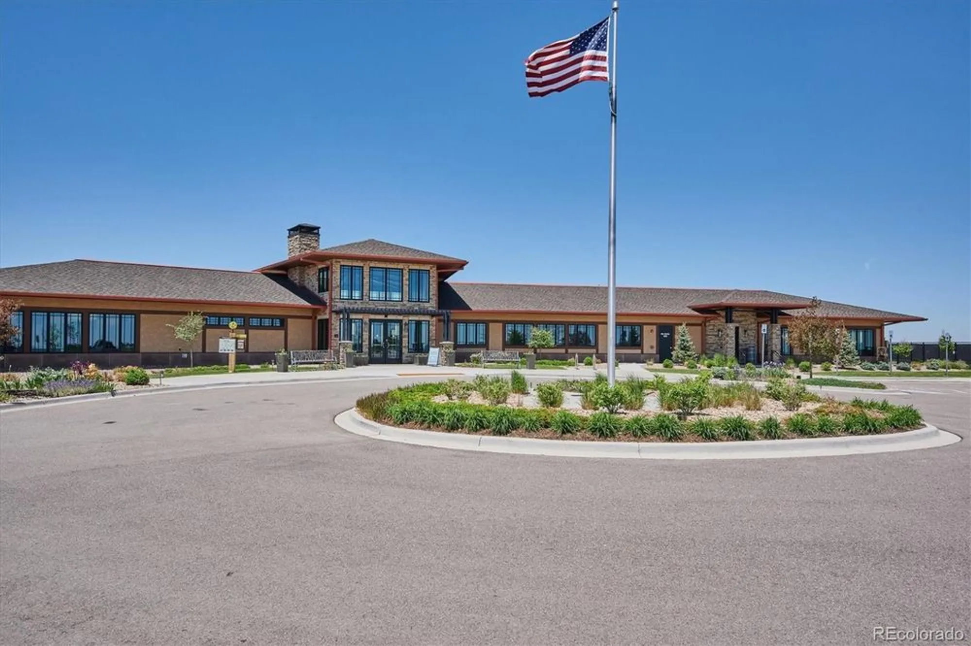 Property Slideshow image 32 of 37 | 8890 s quatar ct, Aurora, CO, 80016