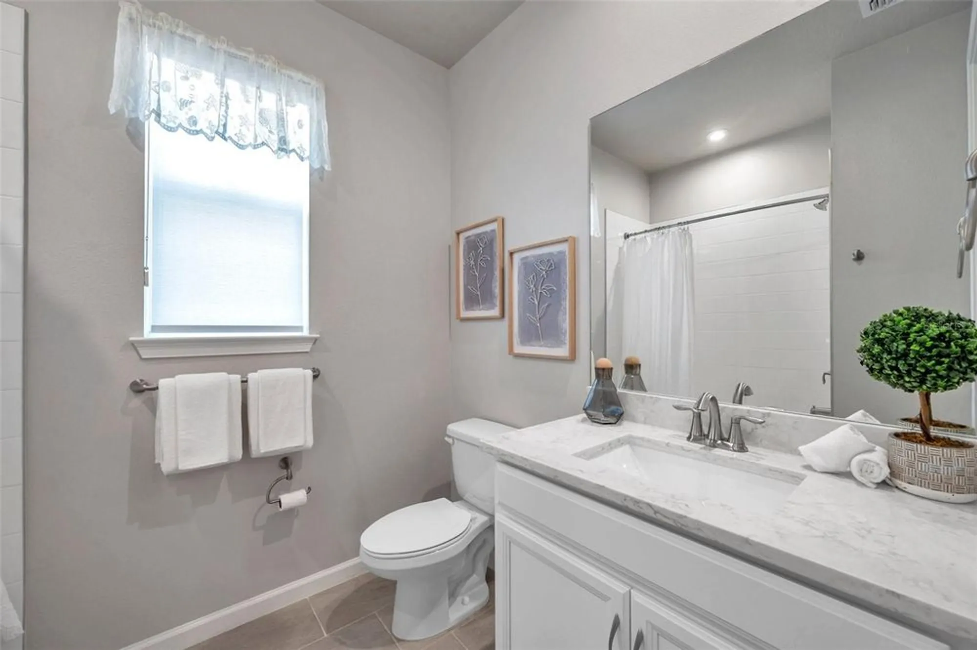 Property Slideshow image 27 of 53 | 3747 laughing dove ave, Sun City Center, FL, 33573