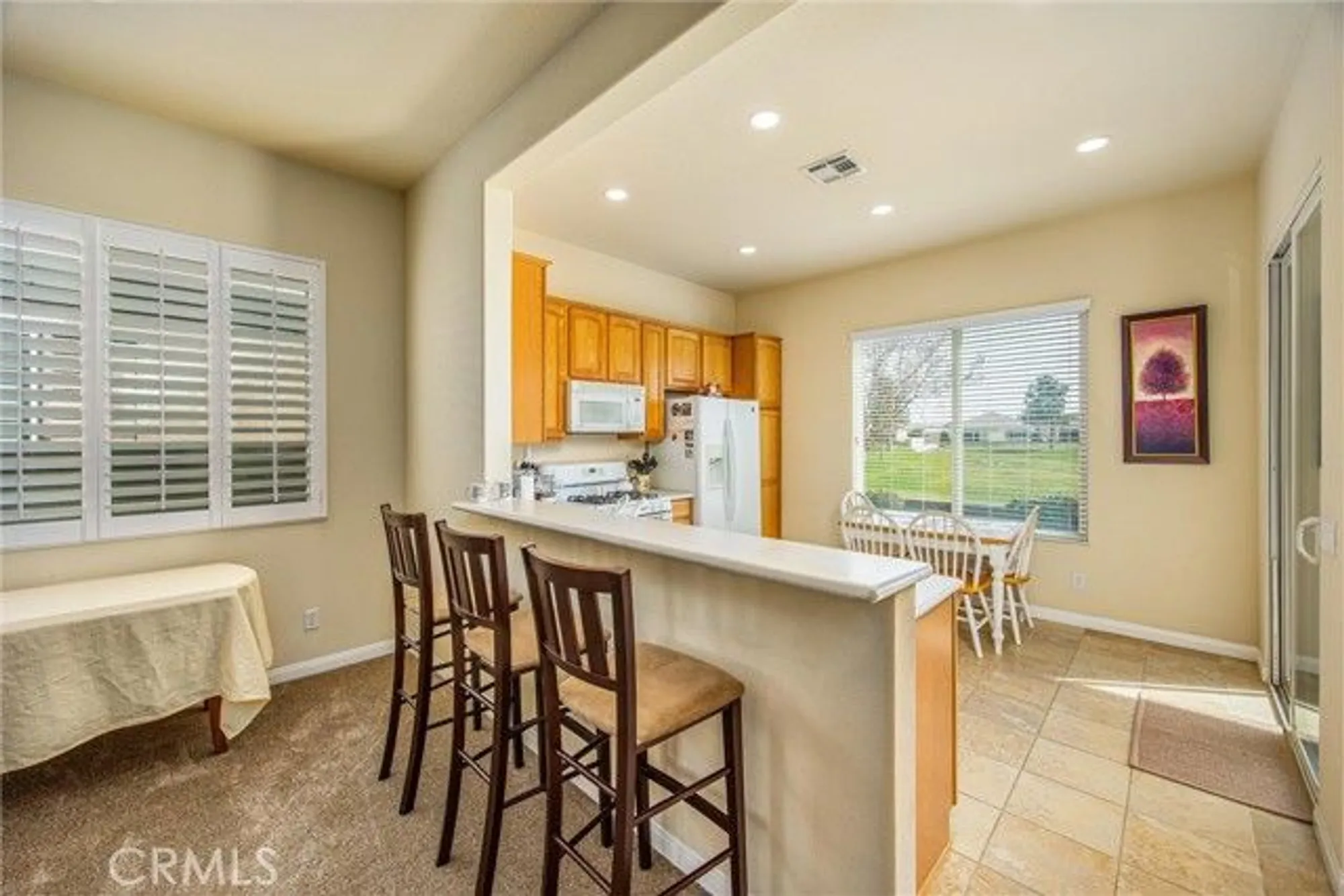 Property Slideshow image 9 of 31 | 10887 katepwa st, Apple Valley, CA, 92308