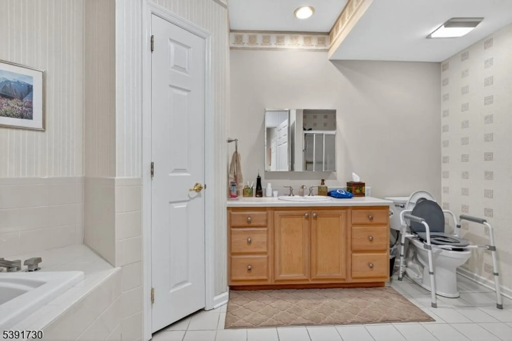 Property Slideshow image 19 of 27 | 1211 clinton ln, Rockaway Boro, NJ, 07866