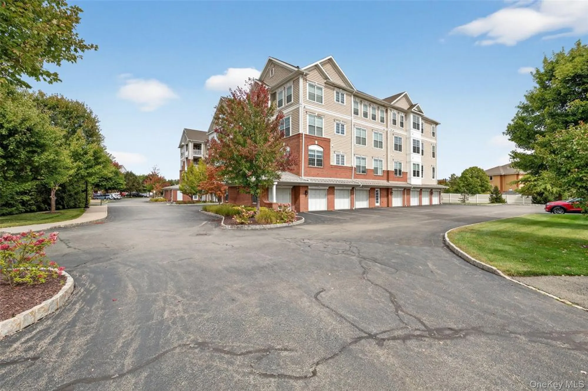 Property Slideshow image 2 of 40 | 736 regency dr, Fishkill, NY, 12524