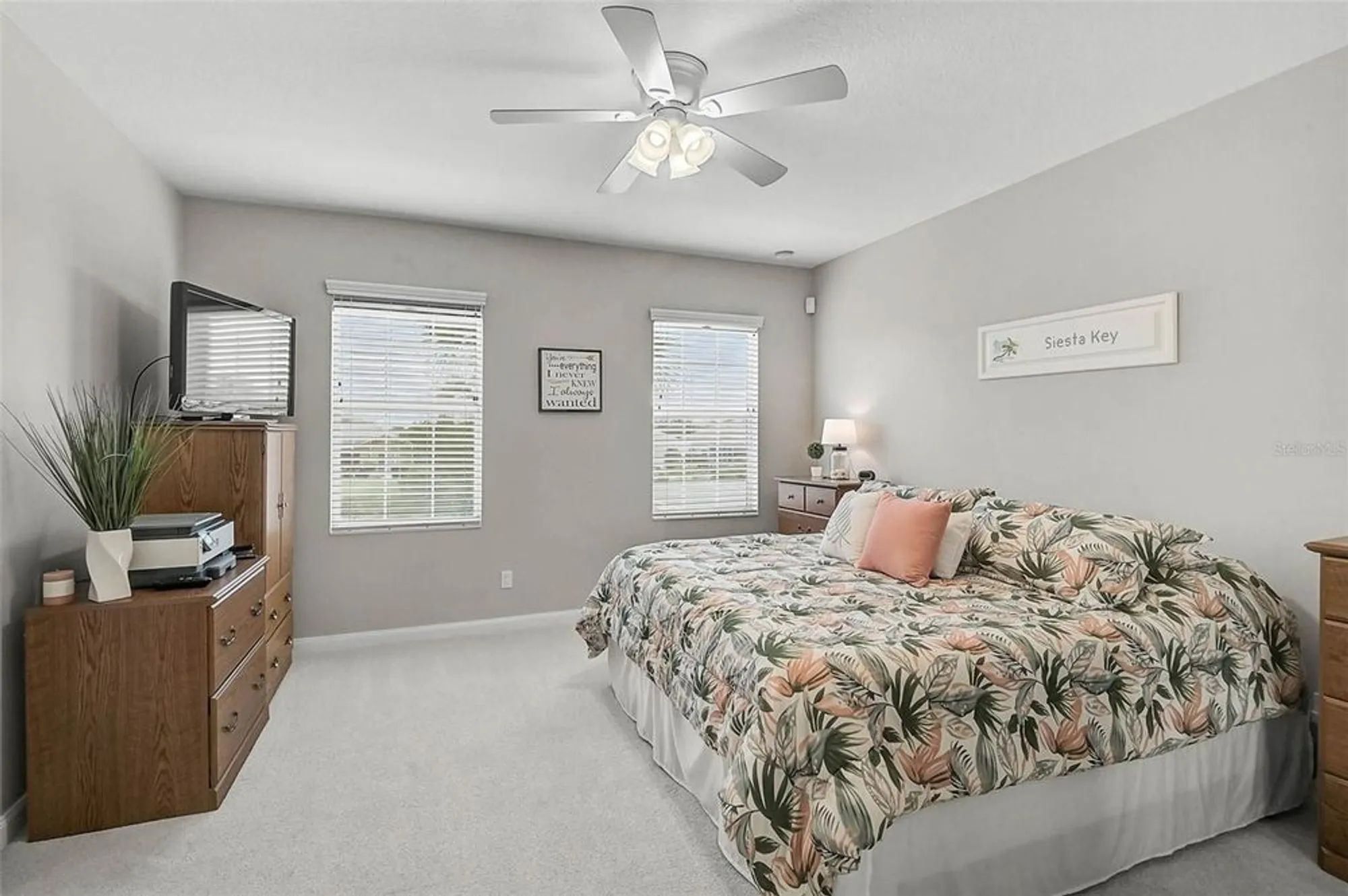 Property Slideshow image 21 of 51 | 1737 burgos dr, Sarasota, FL, 34238