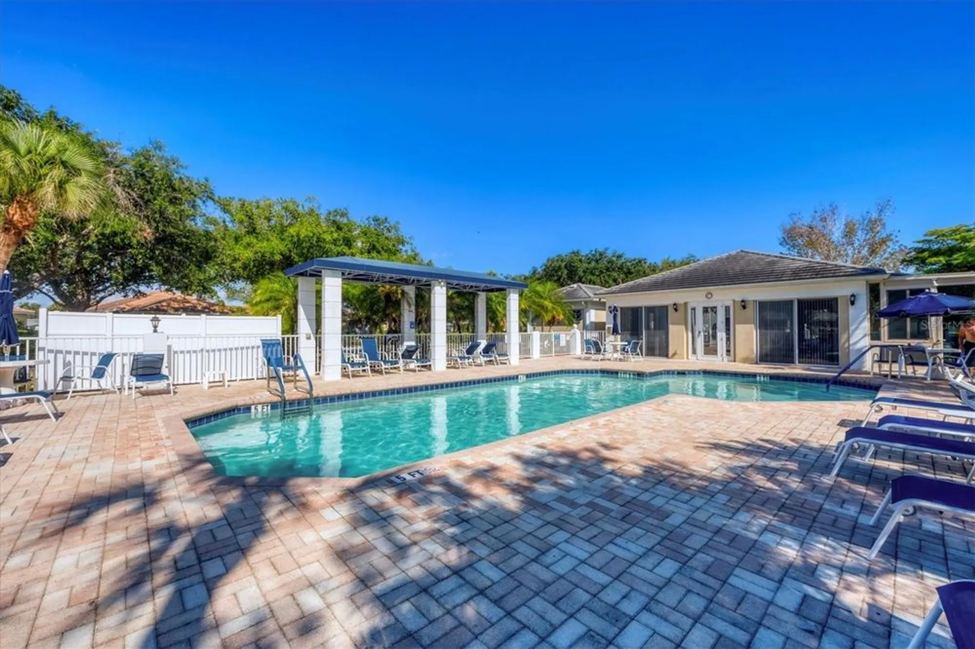 Property Slideshow image 30 of 44 | 914 barclay ct, Venice, FL, 34293