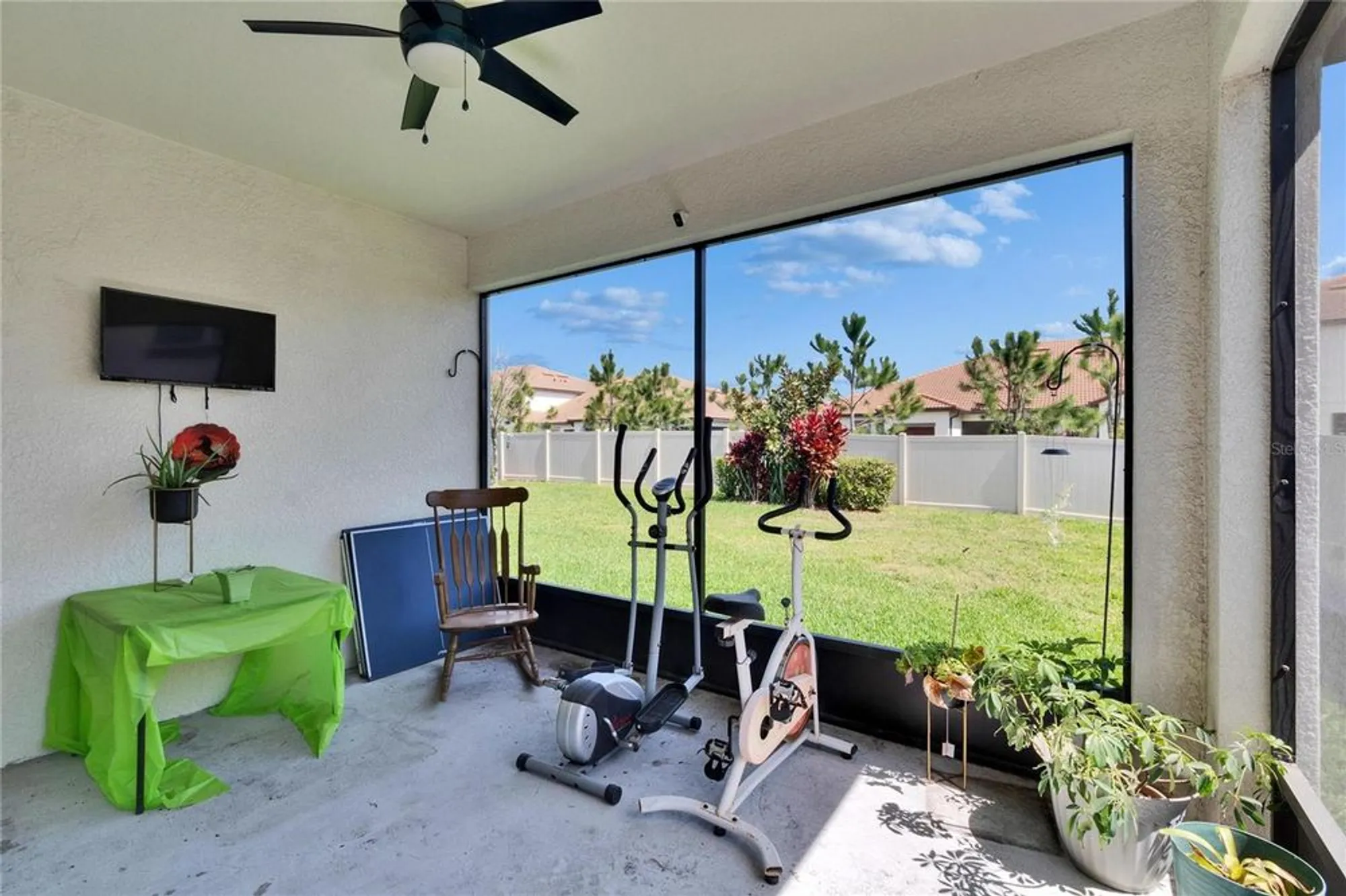 Property Slideshow image 38 of 98 | 16868 scuba crest st, Wimauma, FL, 33598