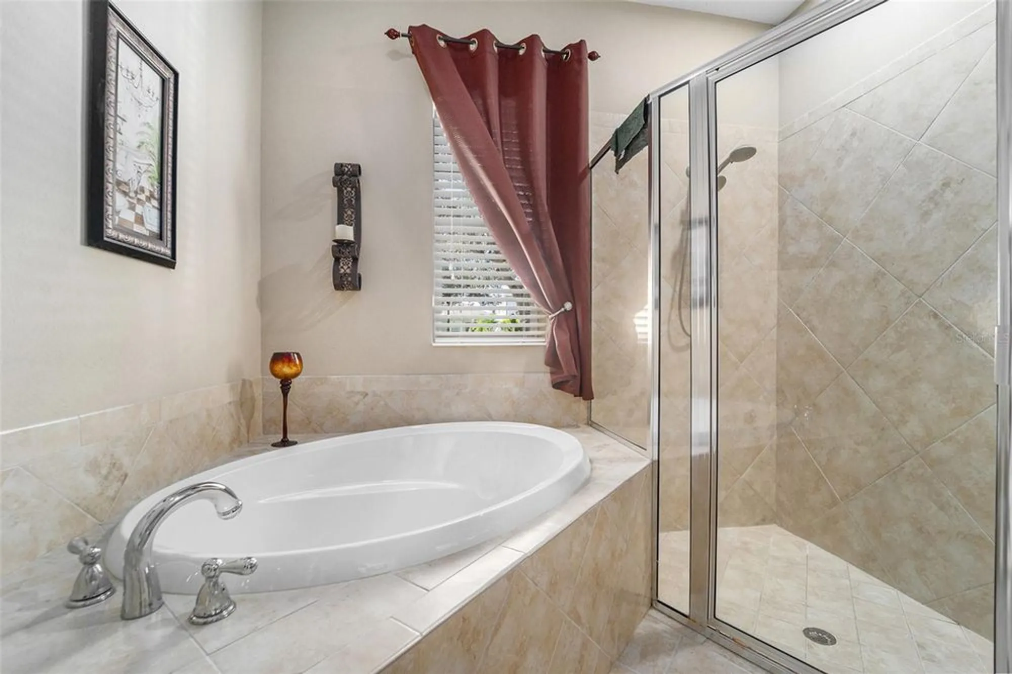 Property Slideshow image 26 of 31 | 5516 luminar pointe ln, Apollo Beach, FL, 33572