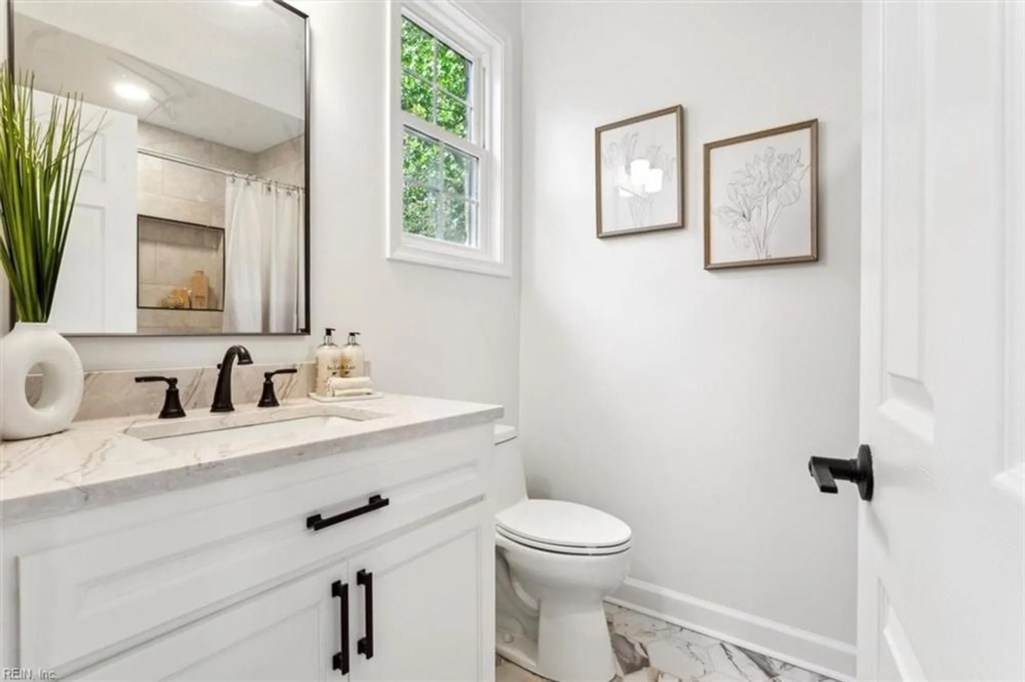 Property Slideshow image 31 of 43 | 1832 john hancock, Williamsburg, VA, 23185