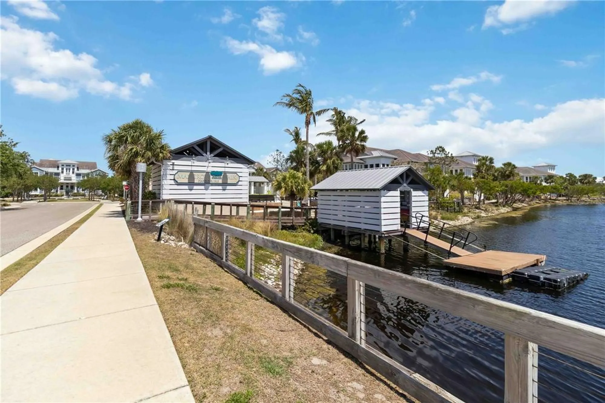 Property Slideshow image 32 of 88 | 230 sapphire lake dr unit 201, Bradenton, FL, 34209