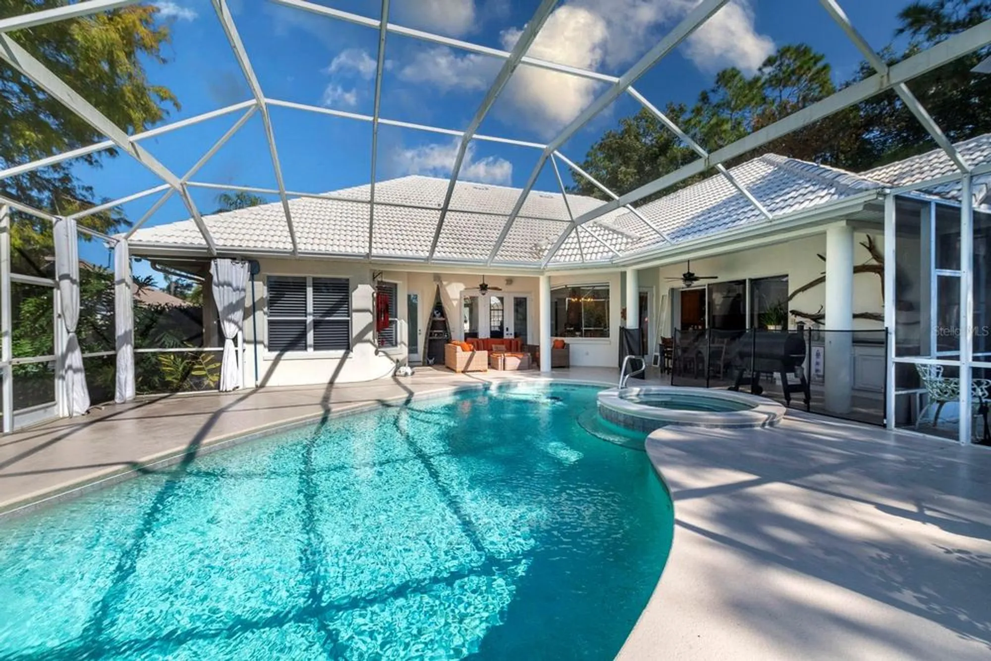 Property Slideshow image 43 of 64 | 5061 greenbriar trl, Mount Dora, FL, 32757