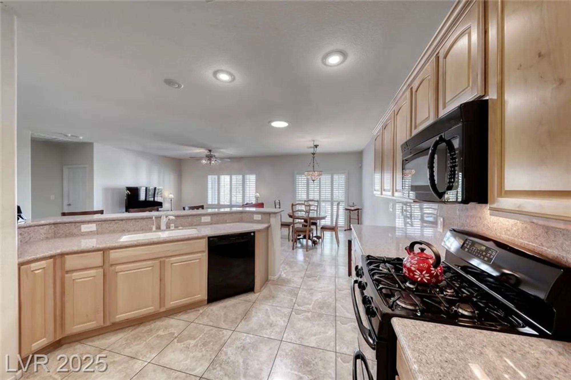 Property Slideshow image 17 of 51 | 2404 anderson park dr, Henderson, NV, 89044