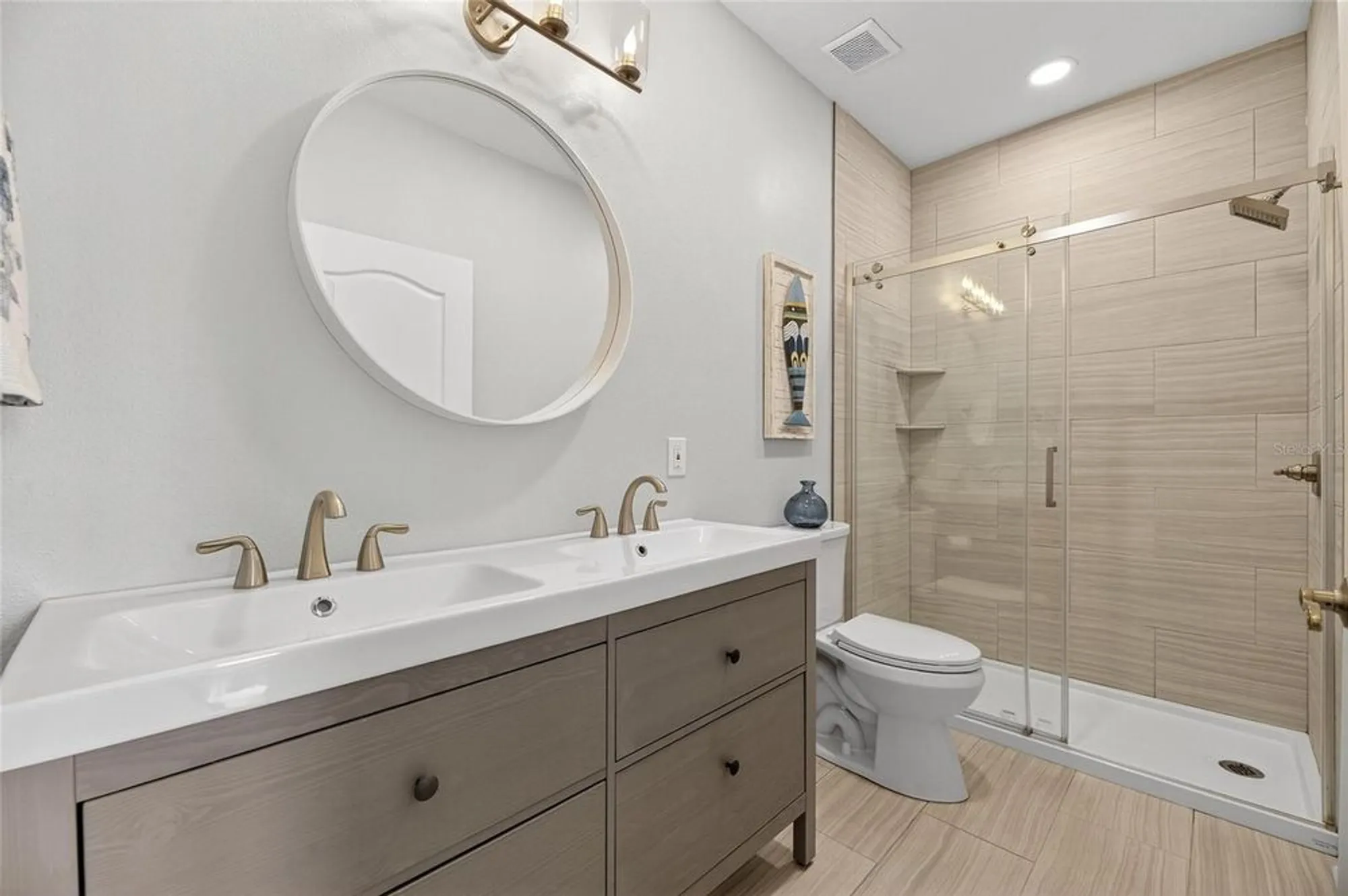 Property Slideshow image 66 of 97 | 413 manns harbor dr, Apollo Beach, FL, 33572