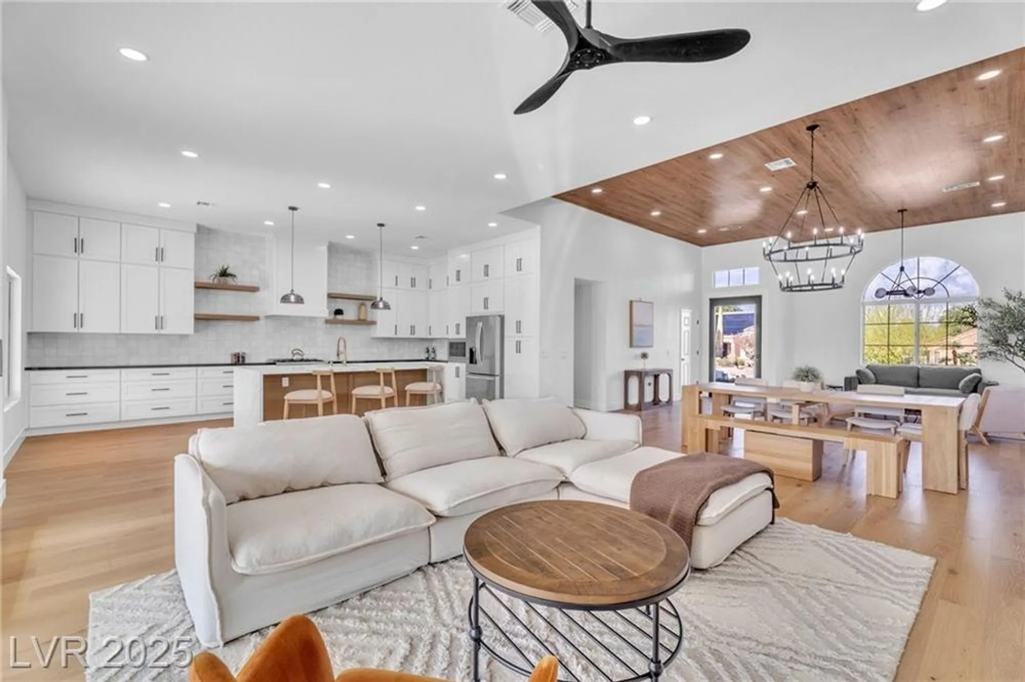 Property Slideshow image 13 of 69 | 8713 litchfield ave, Las Vegas, NV, 89134