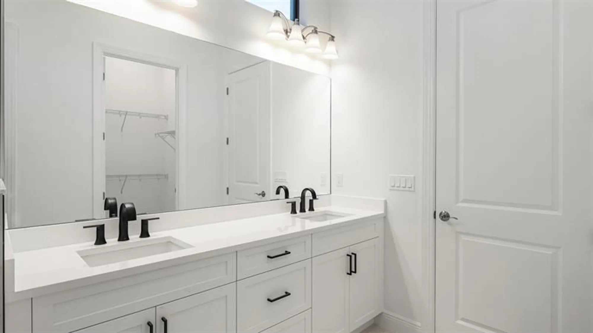 Property Slideshow image 22 of 56 | 4980 saint armands way, Westlake, FL, 33470