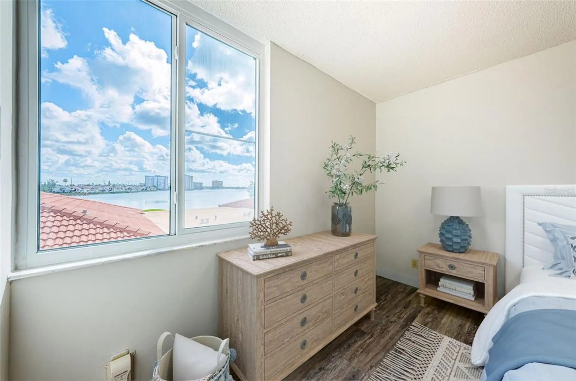 Property Slideshow image 31 of 62 | 6158 palma del mar blvd s apt 306, St Petersburg, FL, 33715