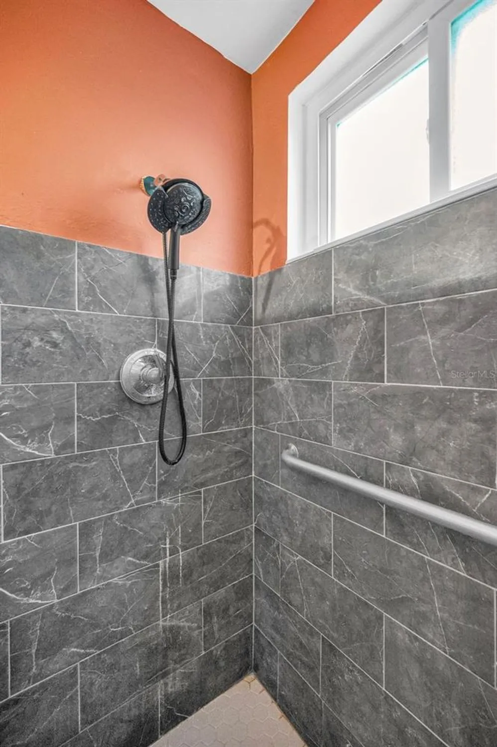 Property Slideshow image 24 of 67 | 2402 ecuadorian way 10, Clearwater, FL, 33763