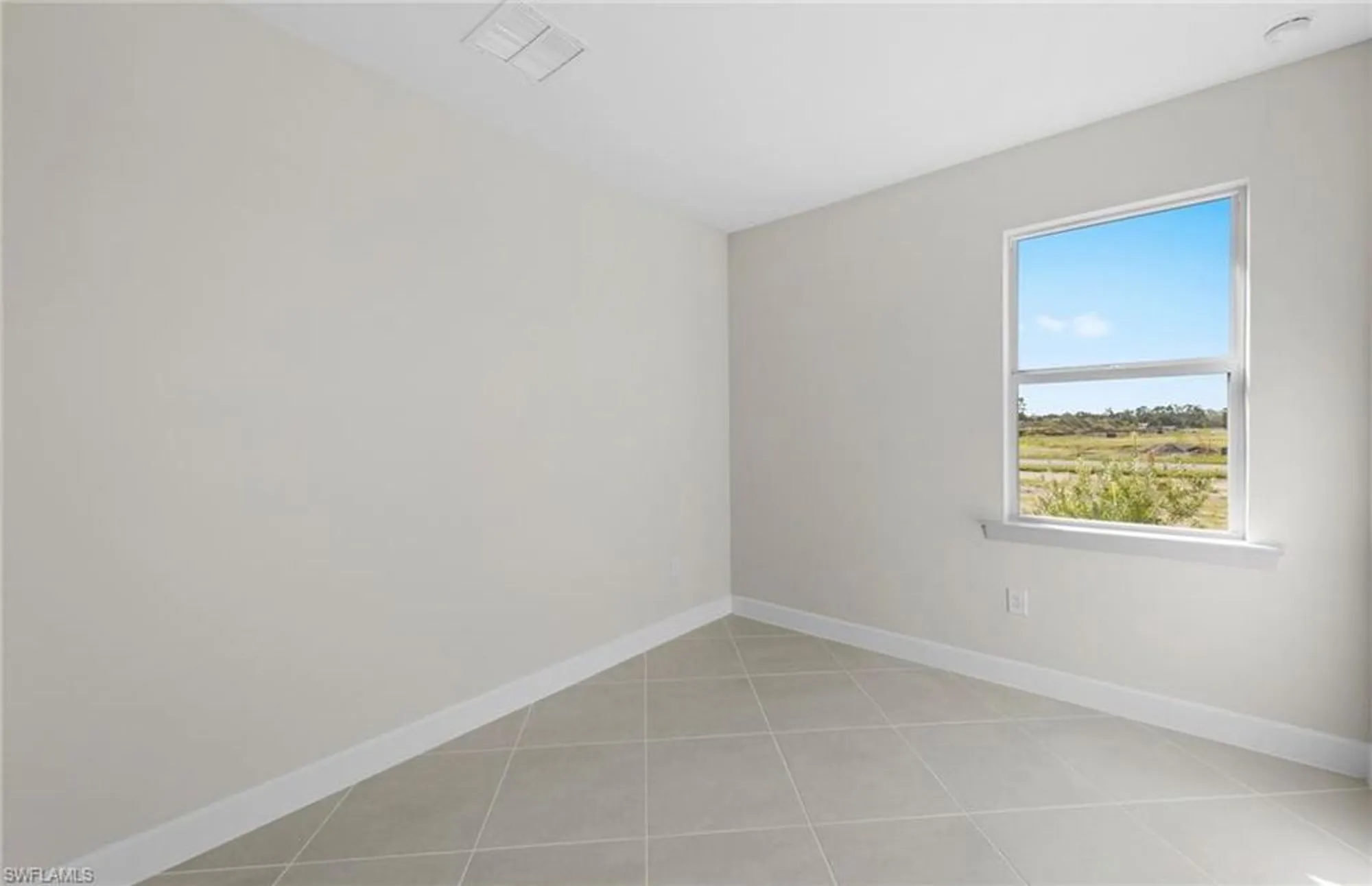 Property Slideshow image 26 of 47 | 7152 chapel creek ln, North Fort Myers, FL, 33917