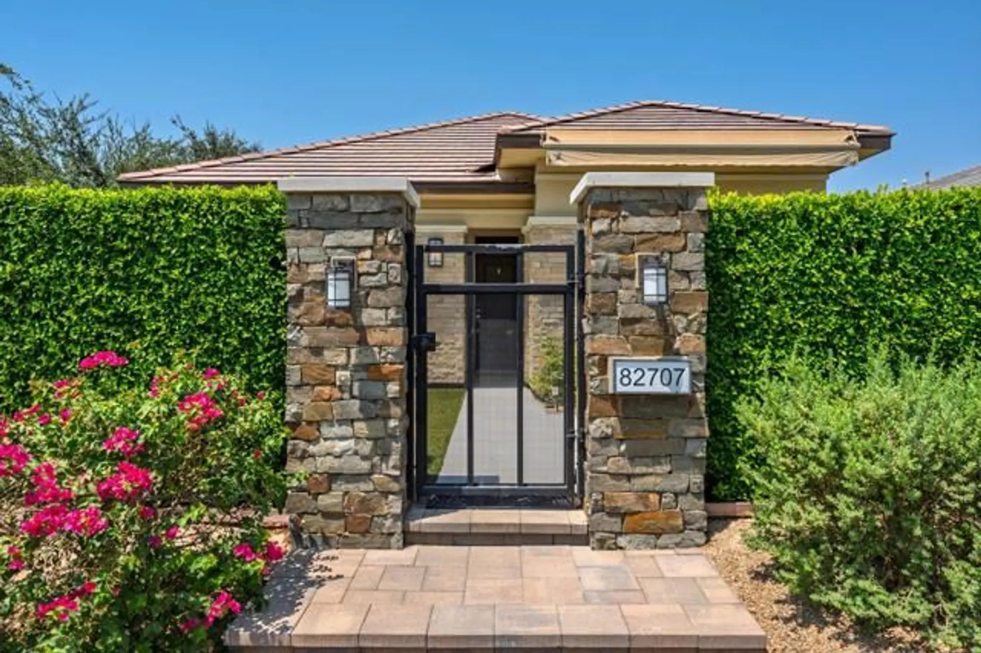 Property Slideshow image 4 of 35 | 82707 woodcreek ct, Indio, CA, 92201