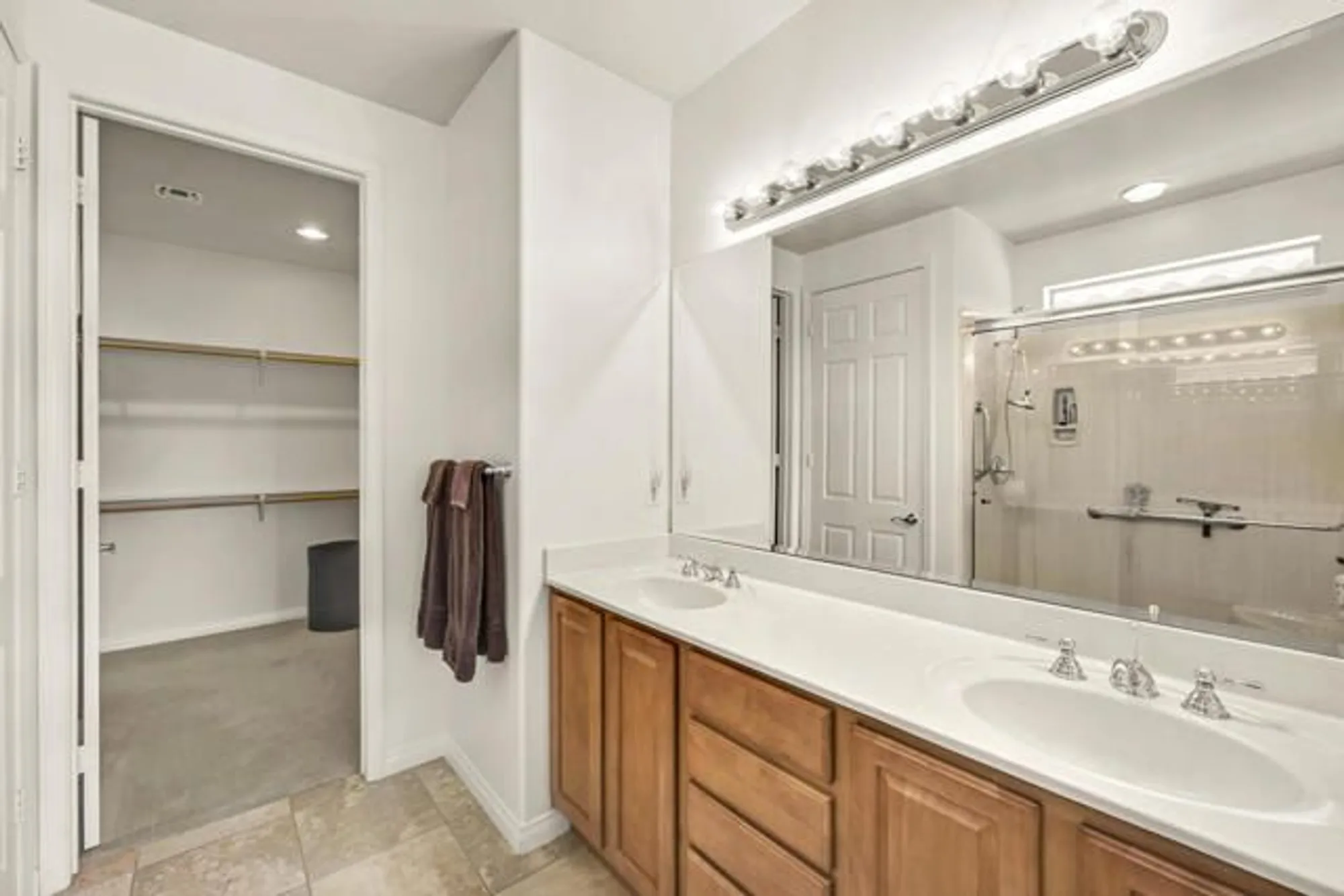 Property Slideshow image 19 of 42 | 80323 avenida linda vista, Indio, CA, 92203