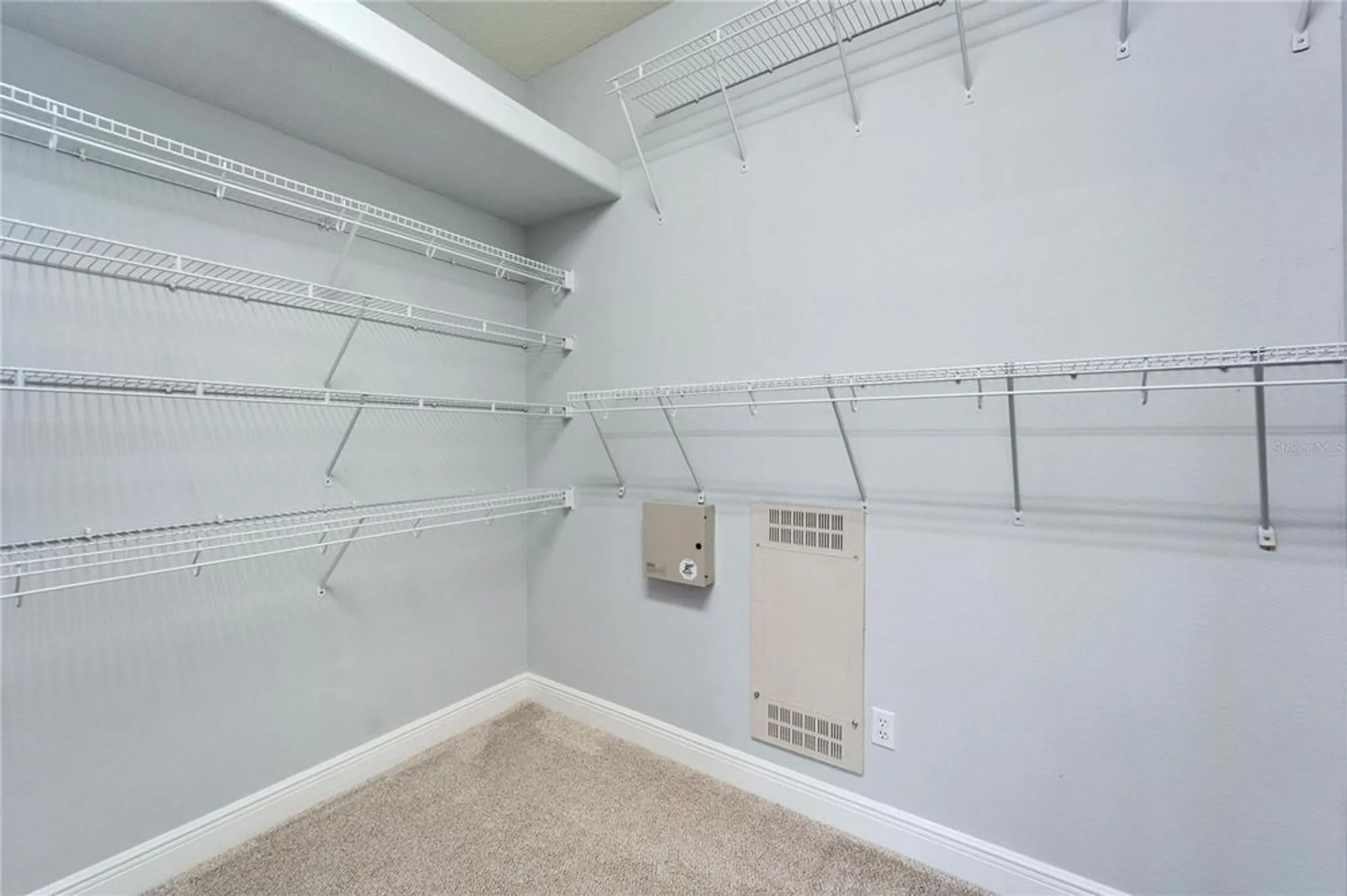 Property Slideshow image 46 of 100 | 410 manns harbor dr, Apollo Beach, FL, 33572